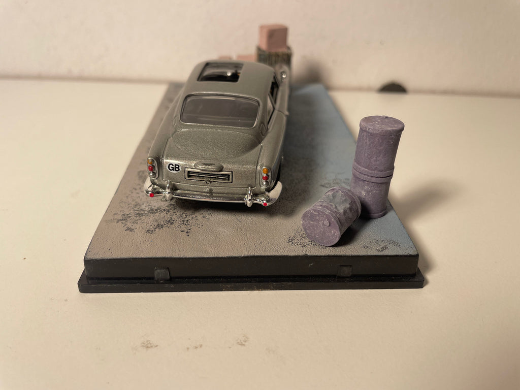 Aston Martin DB5 Grau - JAMES BOND - GOLDFINGER