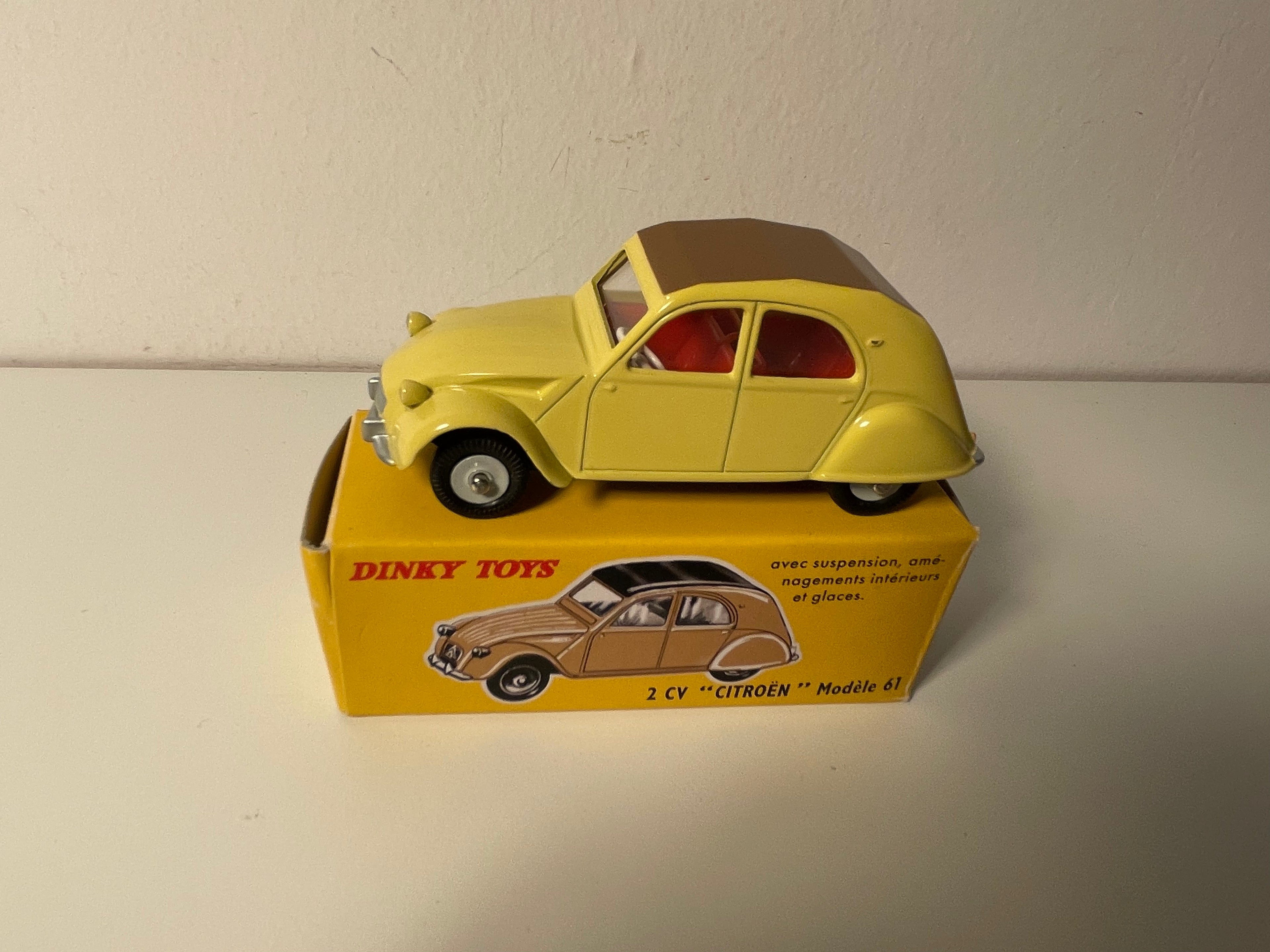 Citroën 2 CV giel a brune Dack (Modell 61) - Dinky-Toys (Editioun Atlas) - N°558