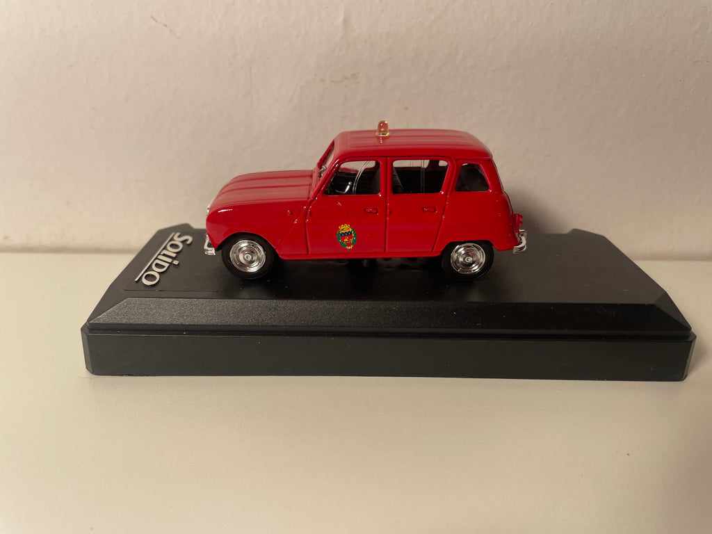 Renault 4L rouge de 1964 POMPIERS - Solido référence 4806