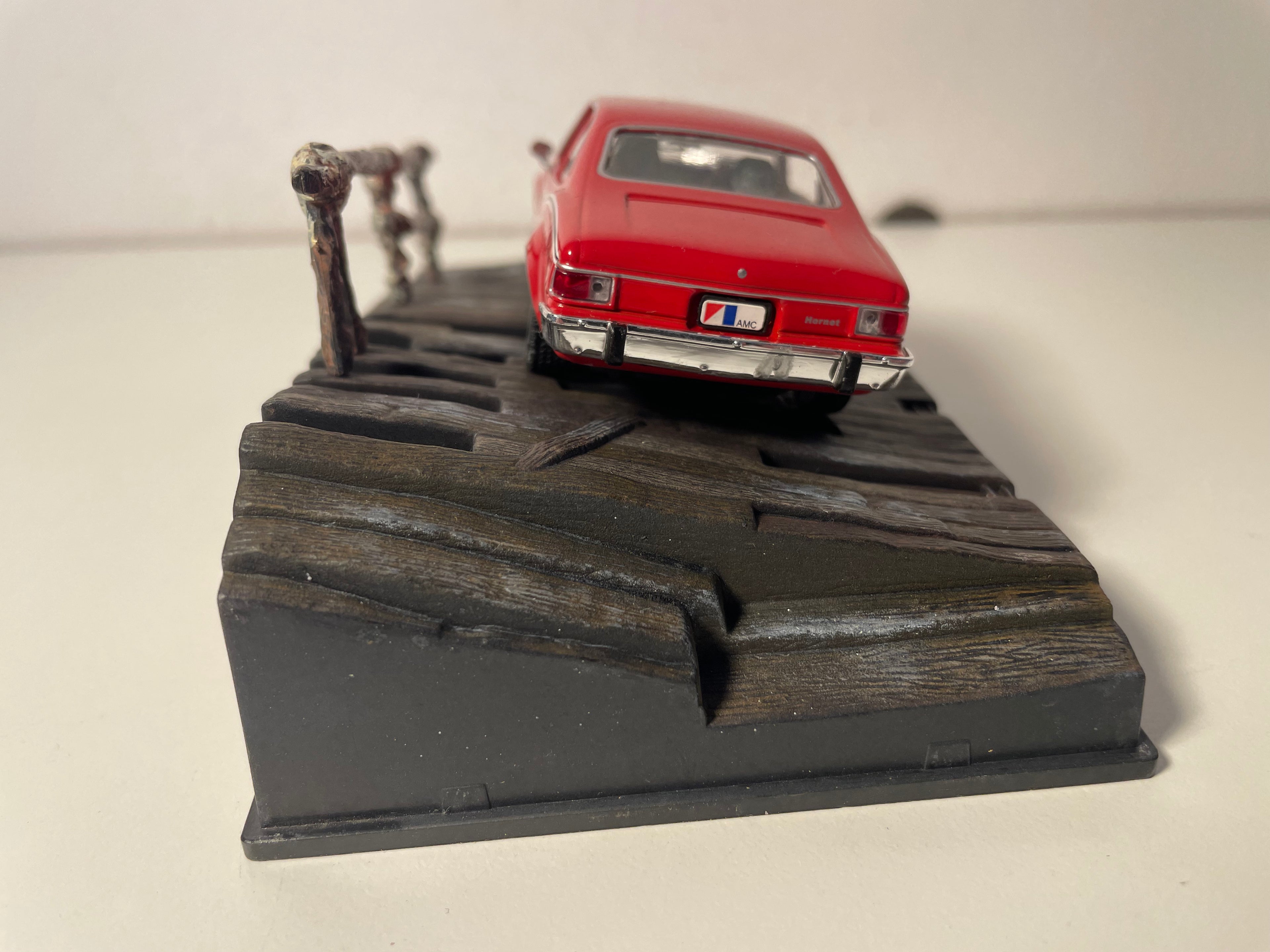 AMC Hornet Brown - JAMES BOND - DE MANN MAT DER GOLDENER PISTOL