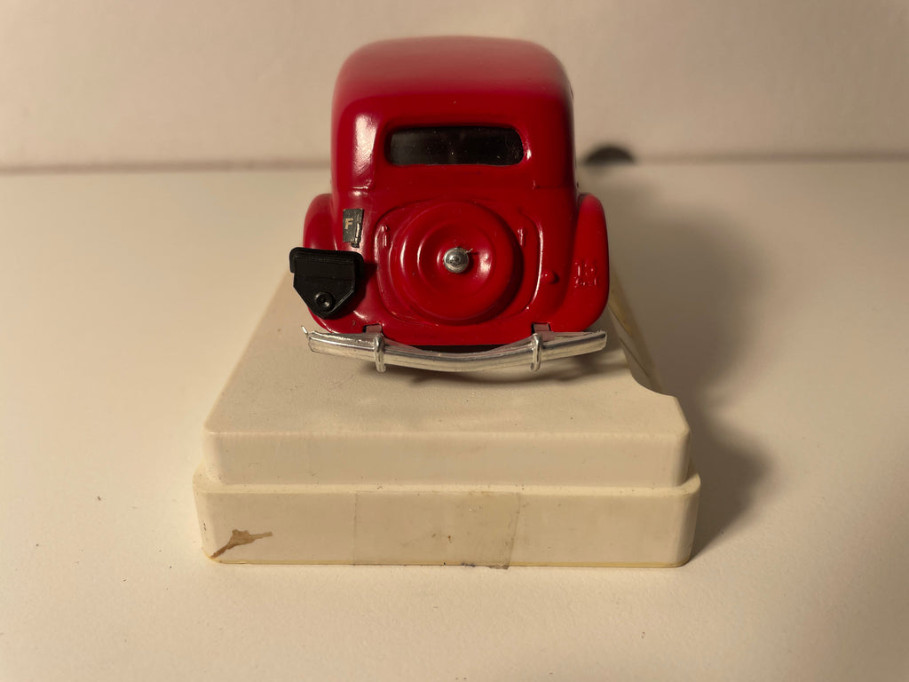 Citroën 15CV rout POMPIERS vun 1938 - Solido