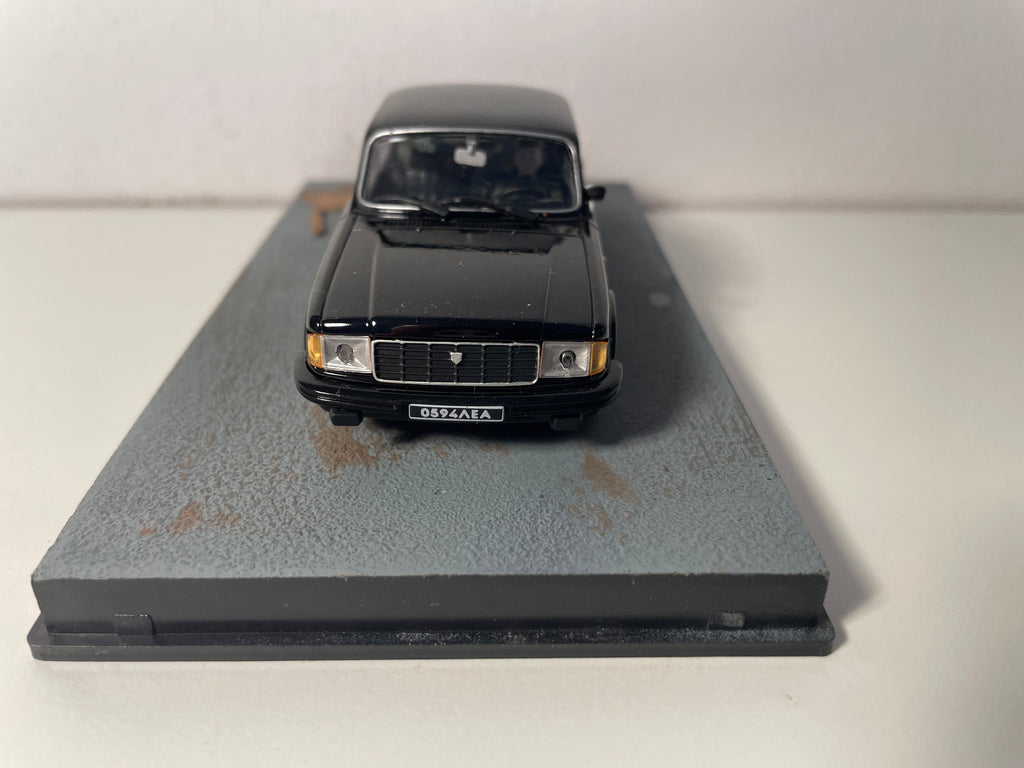 Gaz Volga noire - JAMES BOND - GOLDENEYE