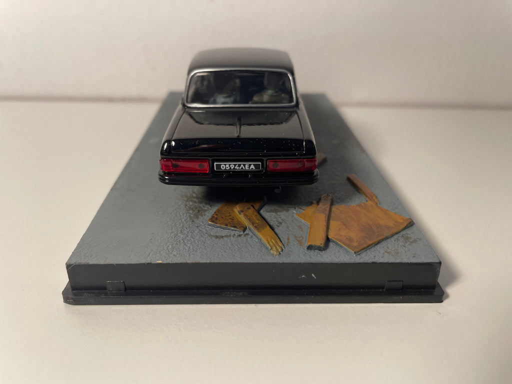 Gaz Volga noire - JAMES BOND - GOLDENEYE