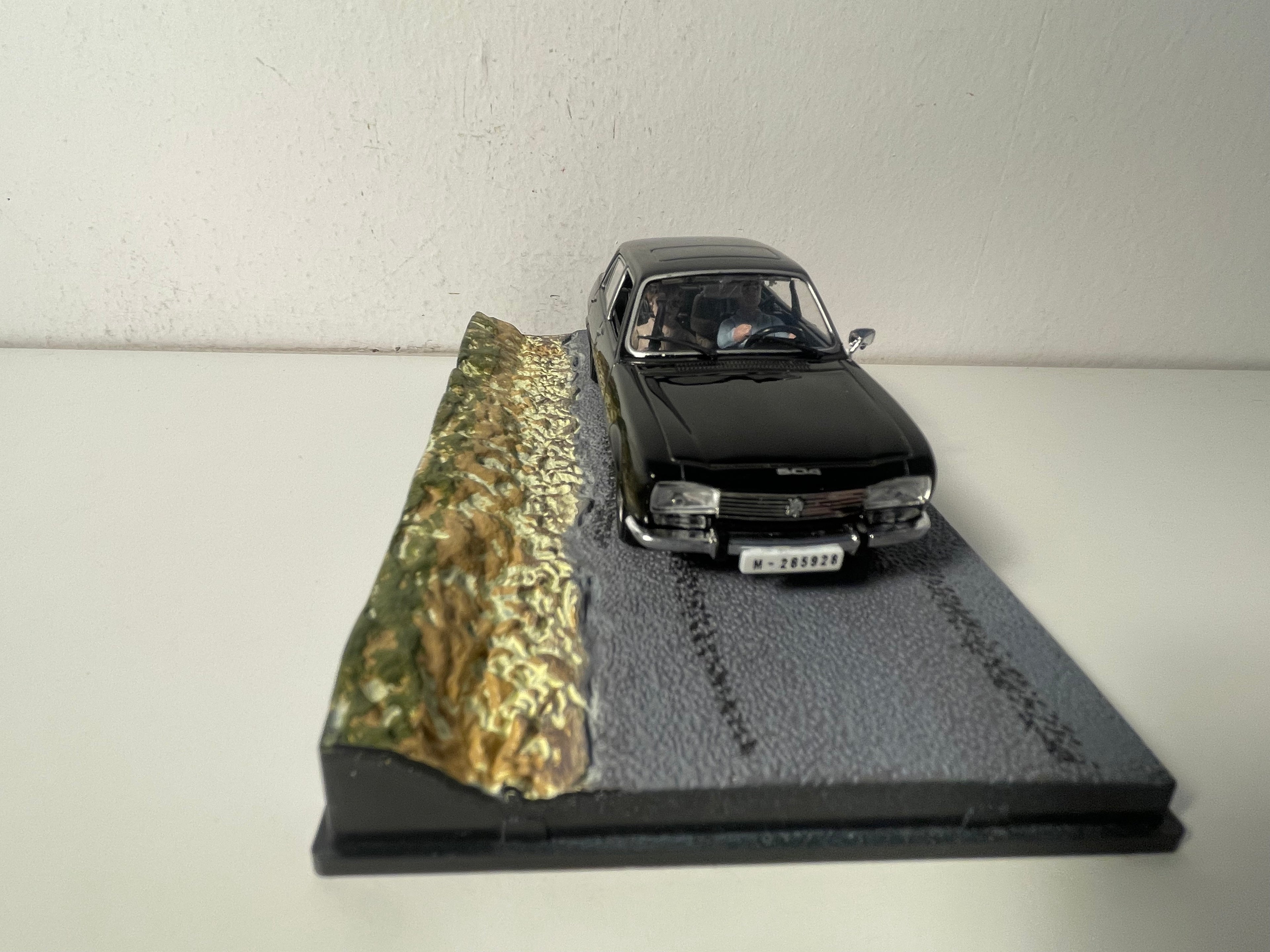 Peugeot 504 Zwart - JAMES BOND - Alleen voor uw ogen