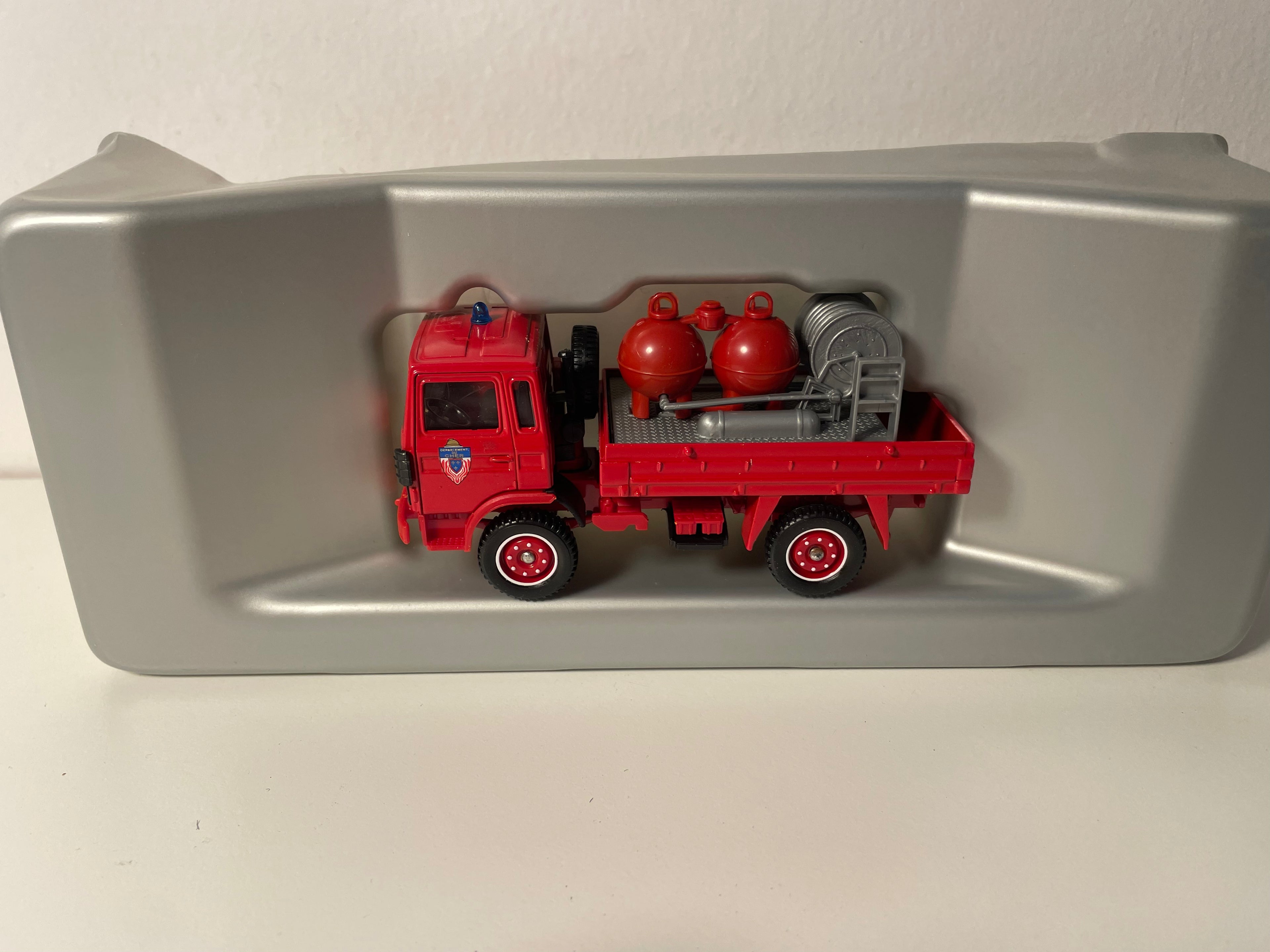 Renault TRM rout POMPIERS - Solido Referenz 3177