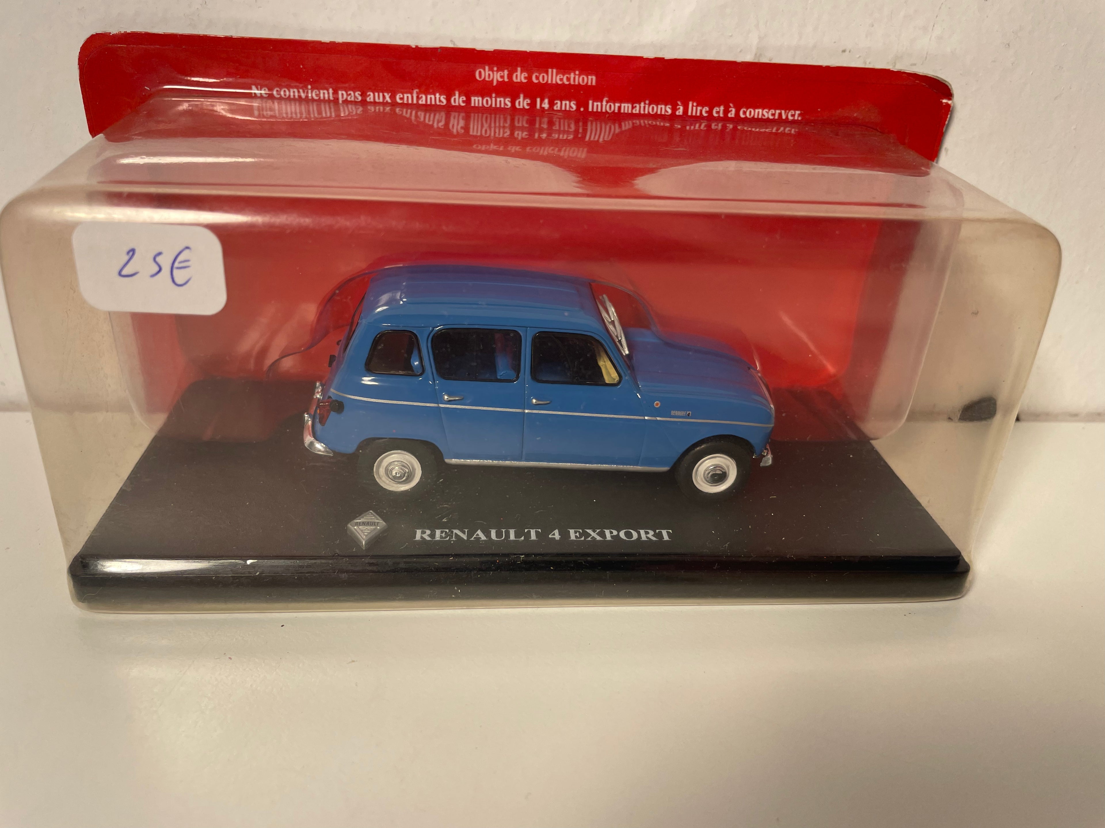Renault 4 Blue Export