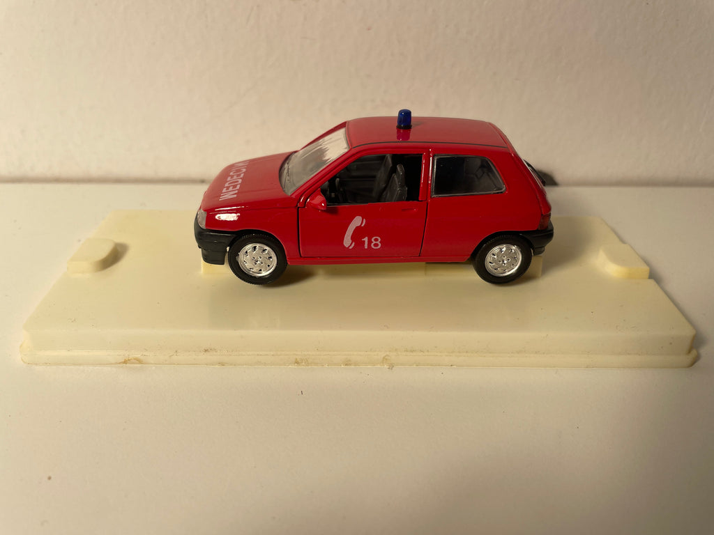 Renault Clio vermelho BOMBEIROS (MÉDICO) - referência VEREM 916B