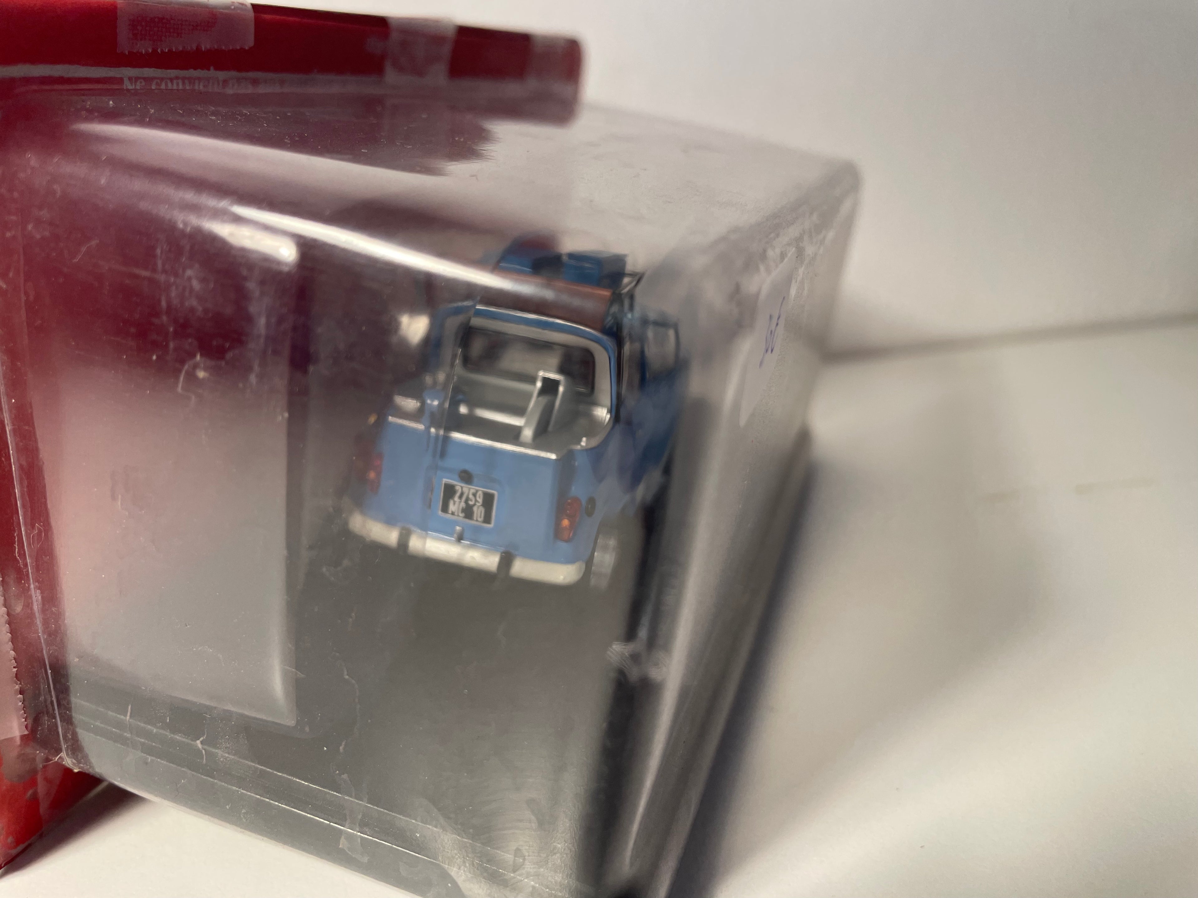 Renault 4 GTL blu grinder