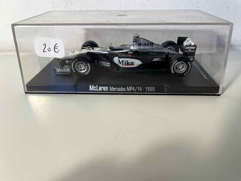 McLaren Mercedes MP4/14 zwart, grijs en wit nummer 1 uit 1999 (Formule 1)