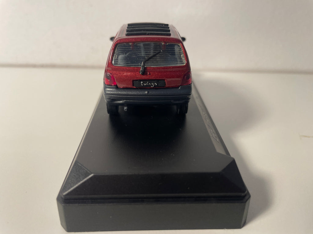 Renault Twingo Cabriolet Donkerrood / Bordeaux - Solido Referentie 1532 (Gemaakt in Frankrijk)