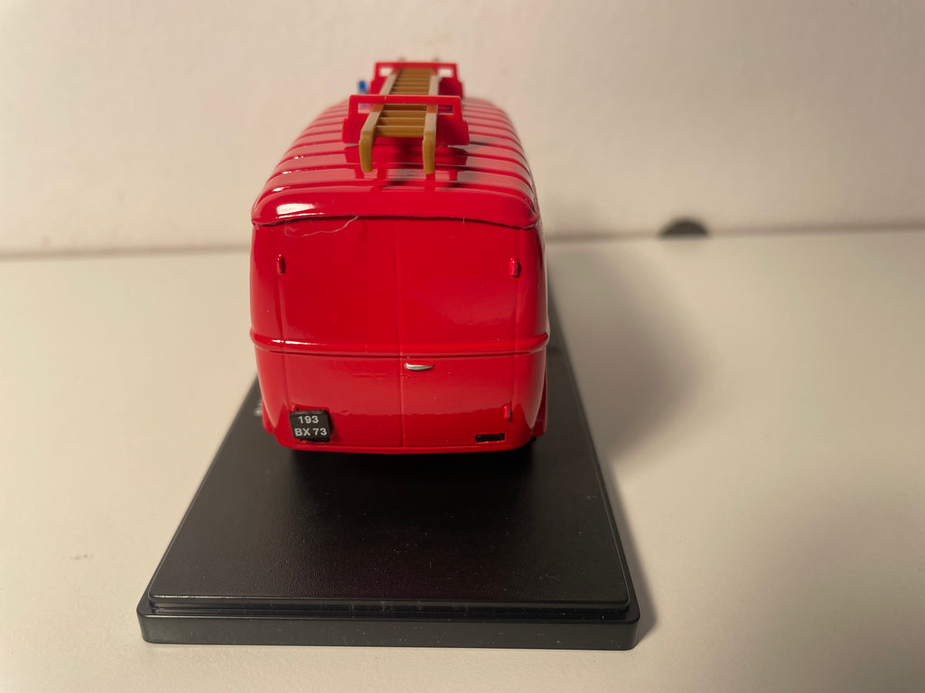 Renault 1000 Kg rosso POMPIERS - collezione dei piccoli veicoli utilitari francesi