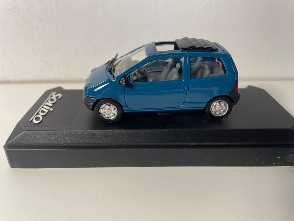 Renault Twingo découvert bleih - Solido Referenz 1532 (fabréck Fränz)