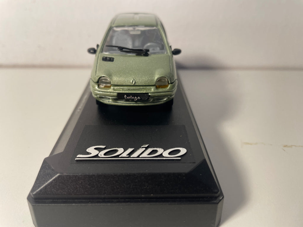 Renault Twingo gréng - Solido Referenz 1530 (franséisch Fabrikatioun)
