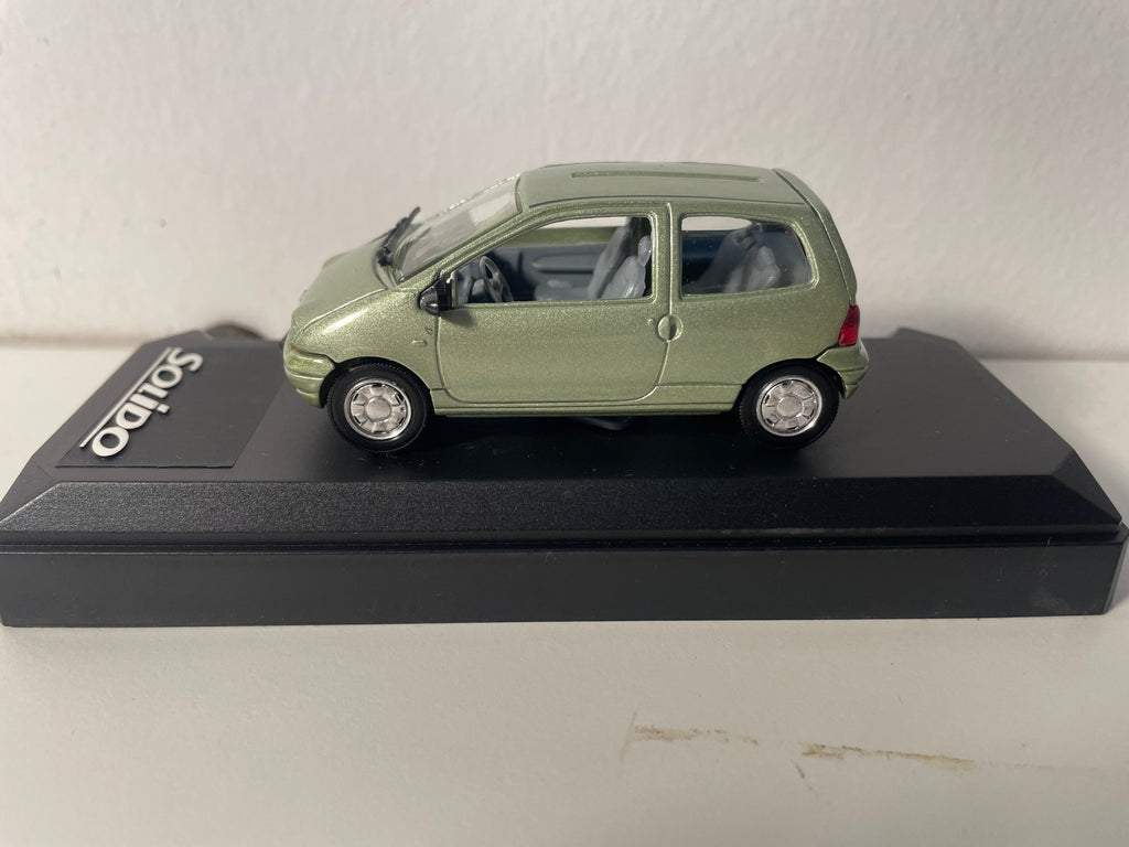 Renault Twingo gréng - Solido Referenz 1530 (franséisch Fabrikatioun)