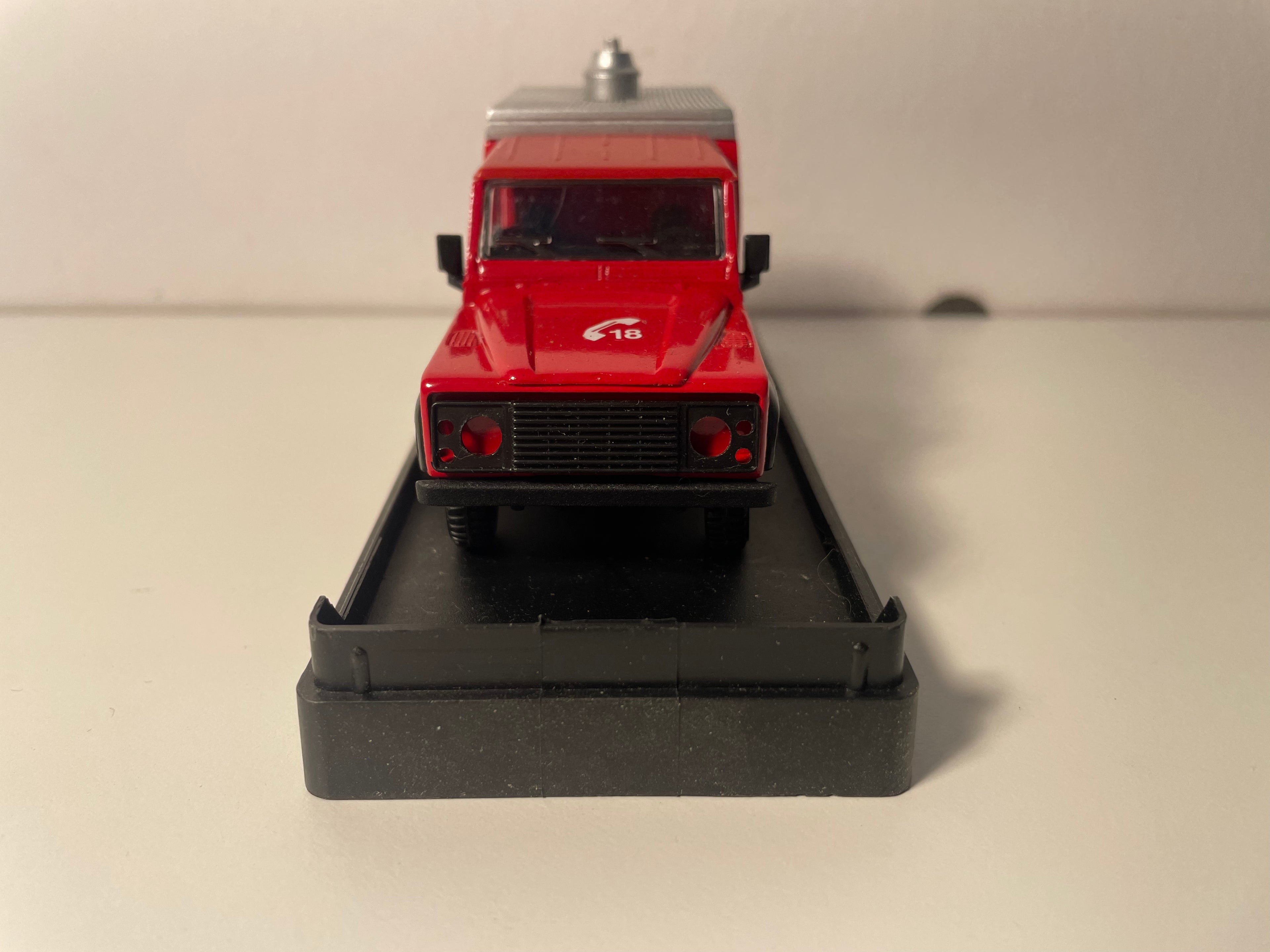 Land Rover Red FIRE BRIGADE (S.D.I. du Tarn) - VEREM Reference V3466