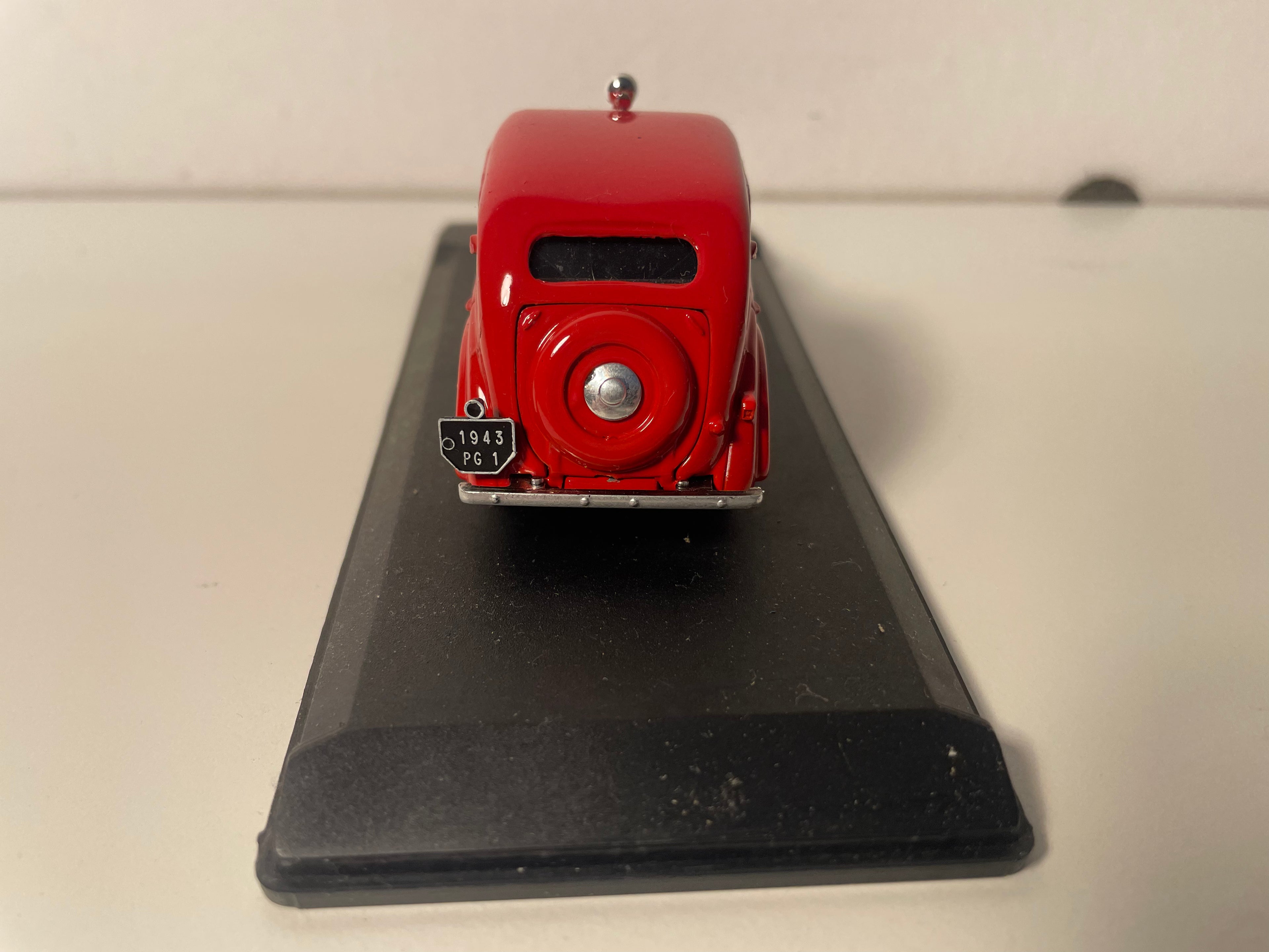 Renault Juvaquatre routière rout mat 1938 POMPIERS - ELIGOR Referenz 1014