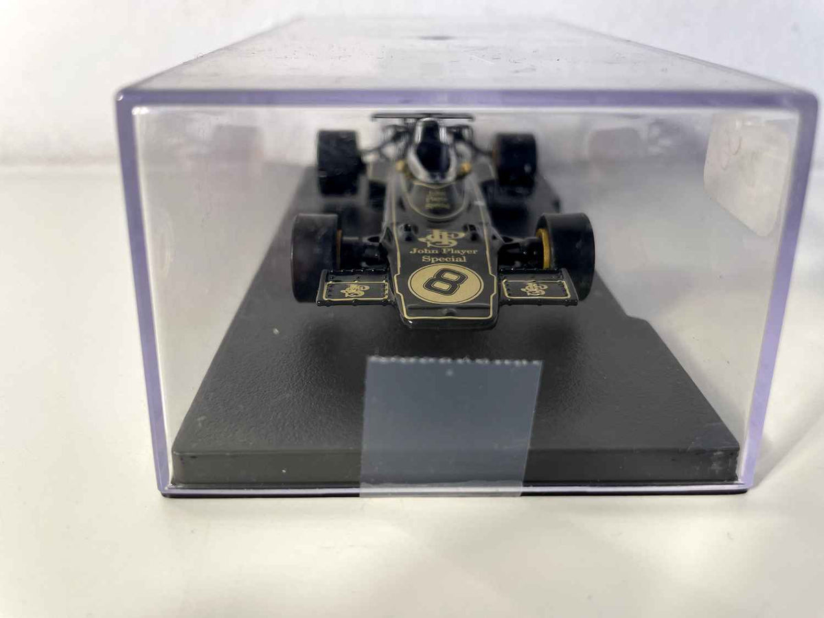 Lotus 72D Ford noire numéro 8 de 1972 - Formule 1