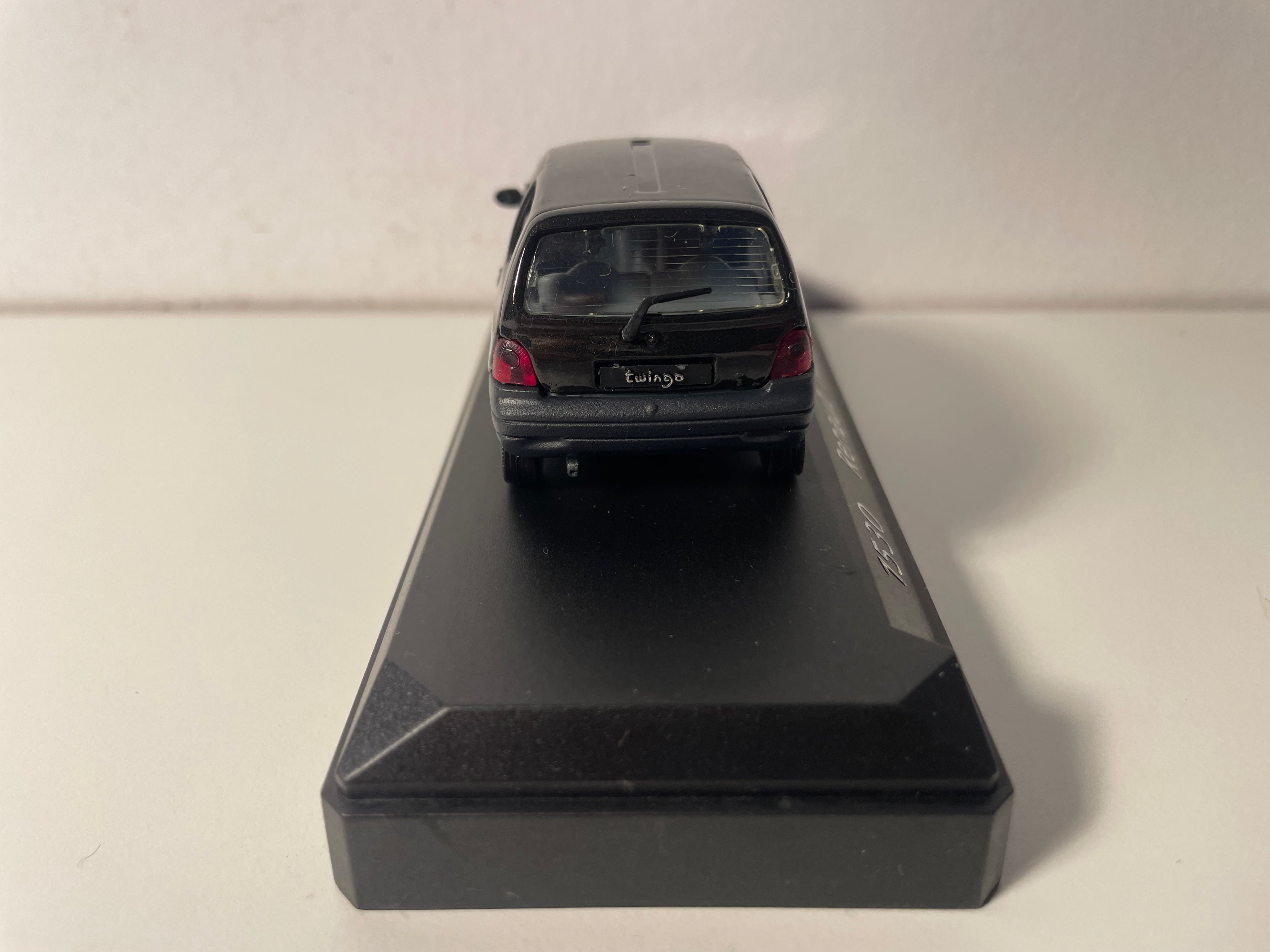 Renault Twingo noire - Solido référence 1530 (fabrication française) - MANQUE RETRO PASSAGER