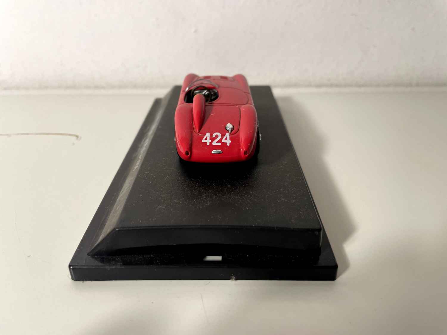 Osca MT4 1500 czerwony numer 424 - Mille Miglia z 1956 roku (kolekcja Starline Models)