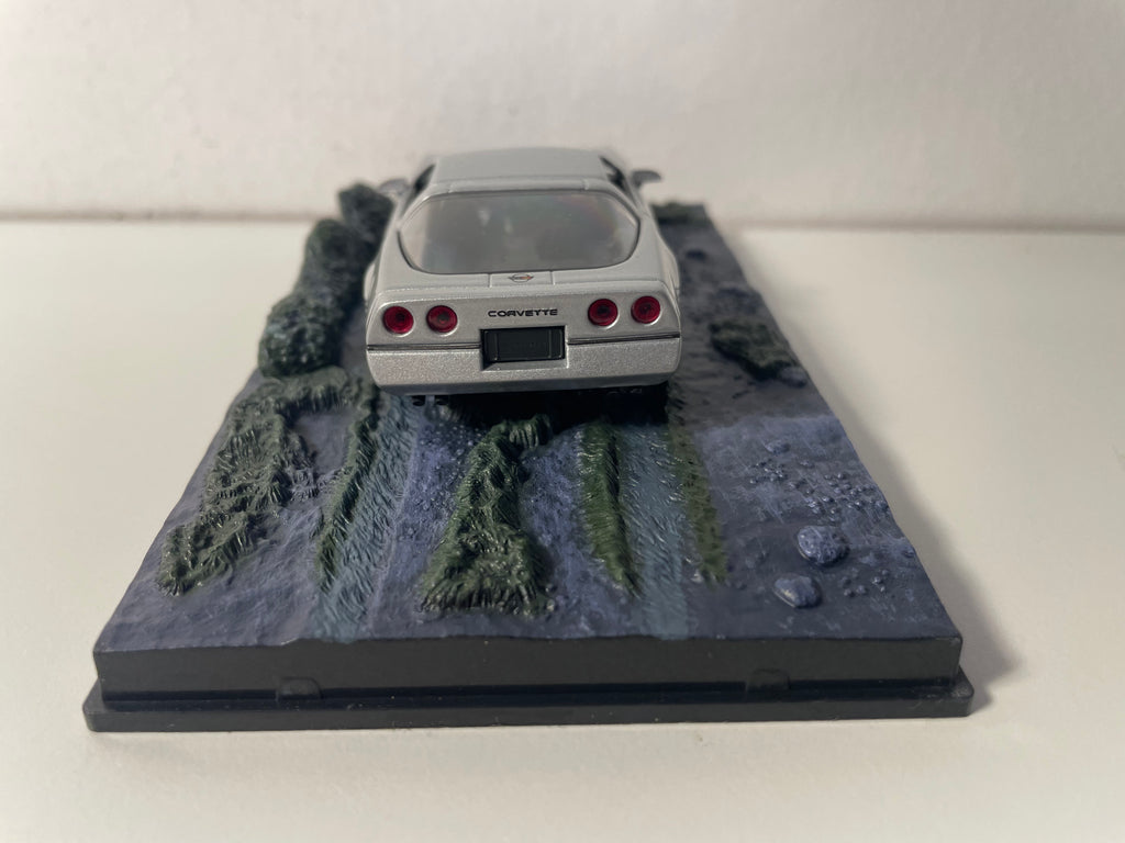 Grouss Chevrolet Corvette - JAMES BOND - DANGEREUSEMENT VOTRE (E Bléck op en Mord)