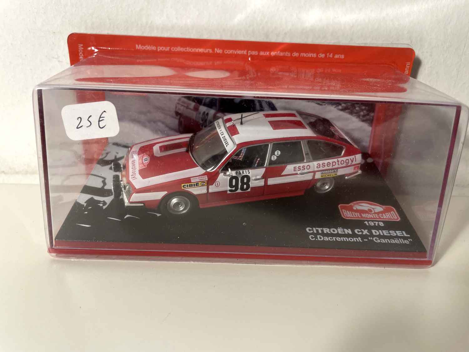 Citroën CX Diesel wit en rood nummer 98 - Monte-Carlo Rally 1978