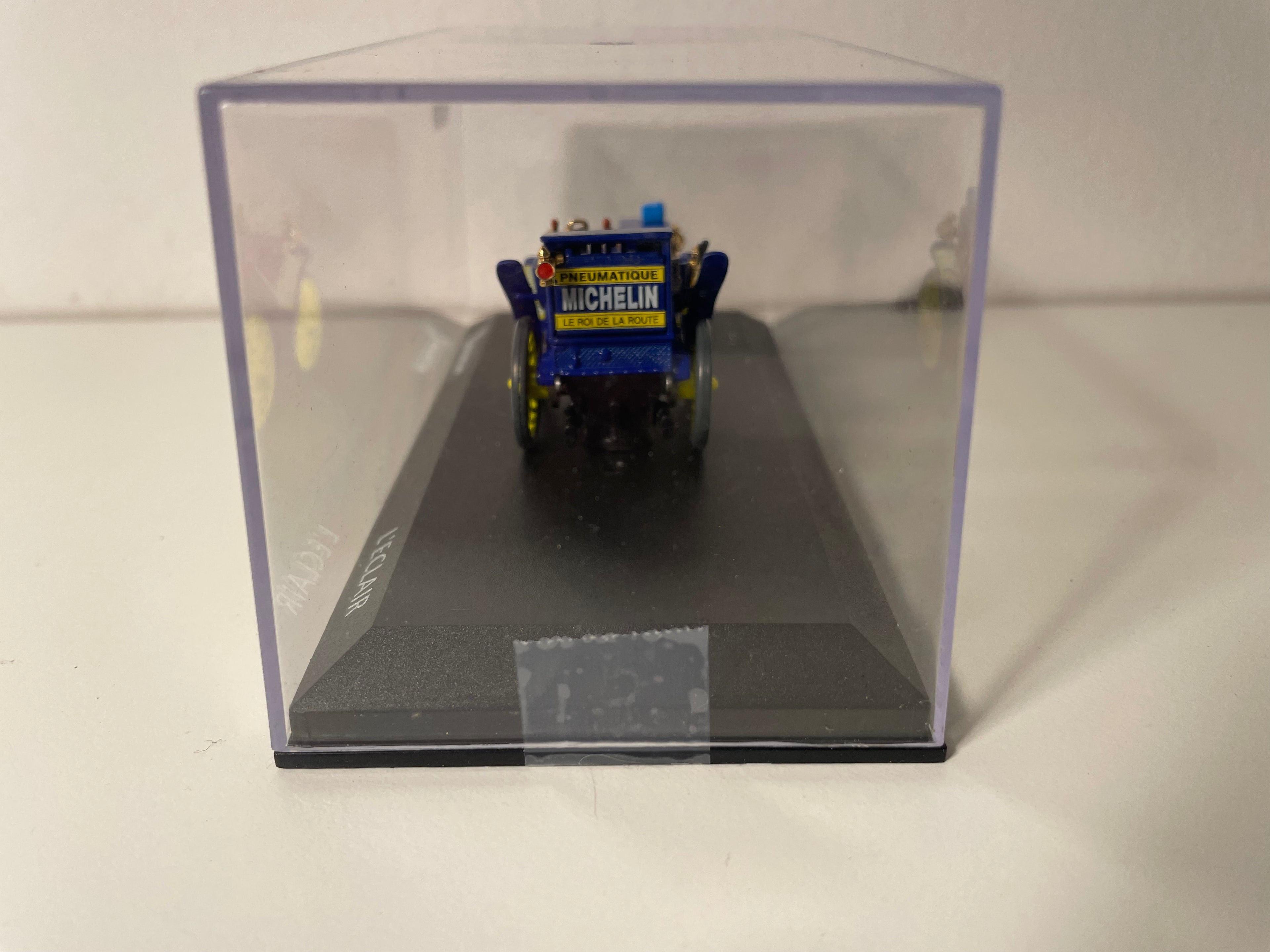 MICHELIN L'Eclair Voiturette (éischt Auto mat pneumatesch Pneuen)