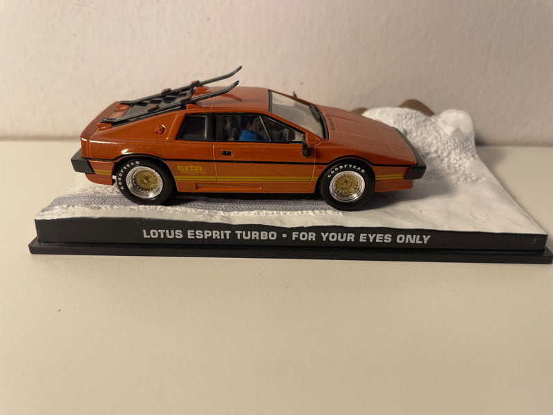 Lotus Esprit Turbo Brown - JAMES BOND - SÓ PARA OS SEUS OLHOS