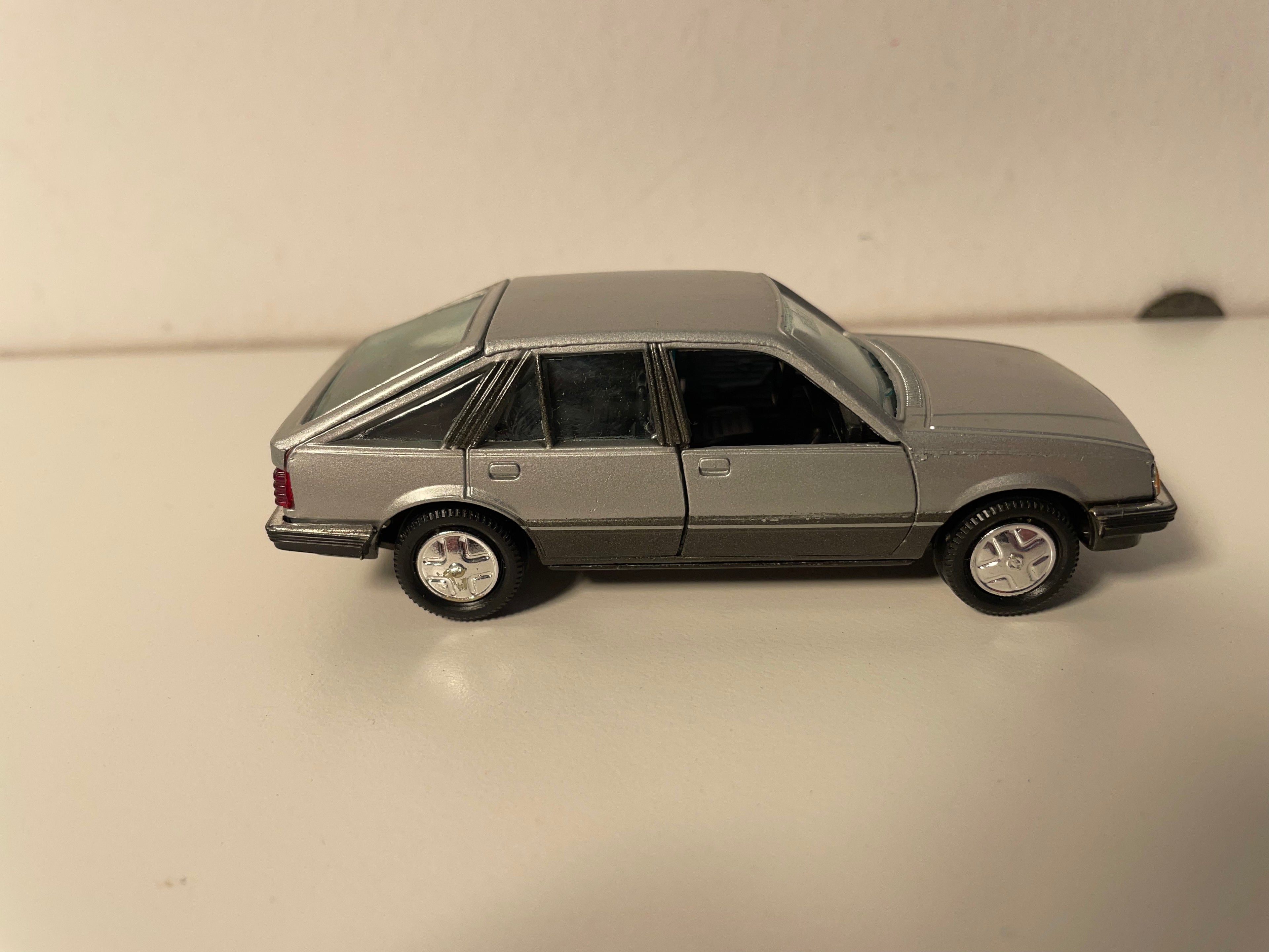 Opel Ascona Grau - GAMA mini Kollektion Referenz 1141