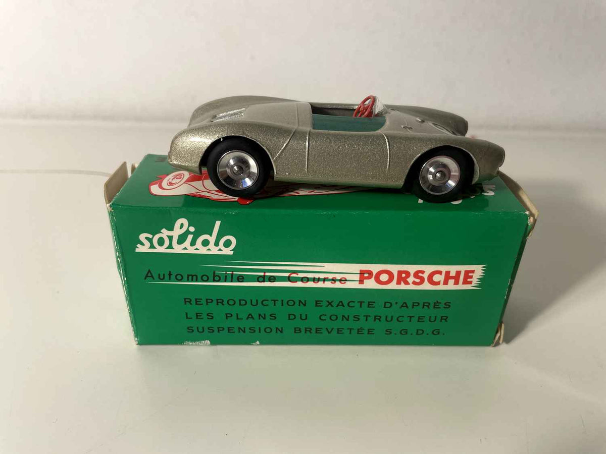 Porsche tipo RS Spider grigio numero 2 - SOLIDO (produzione francese)