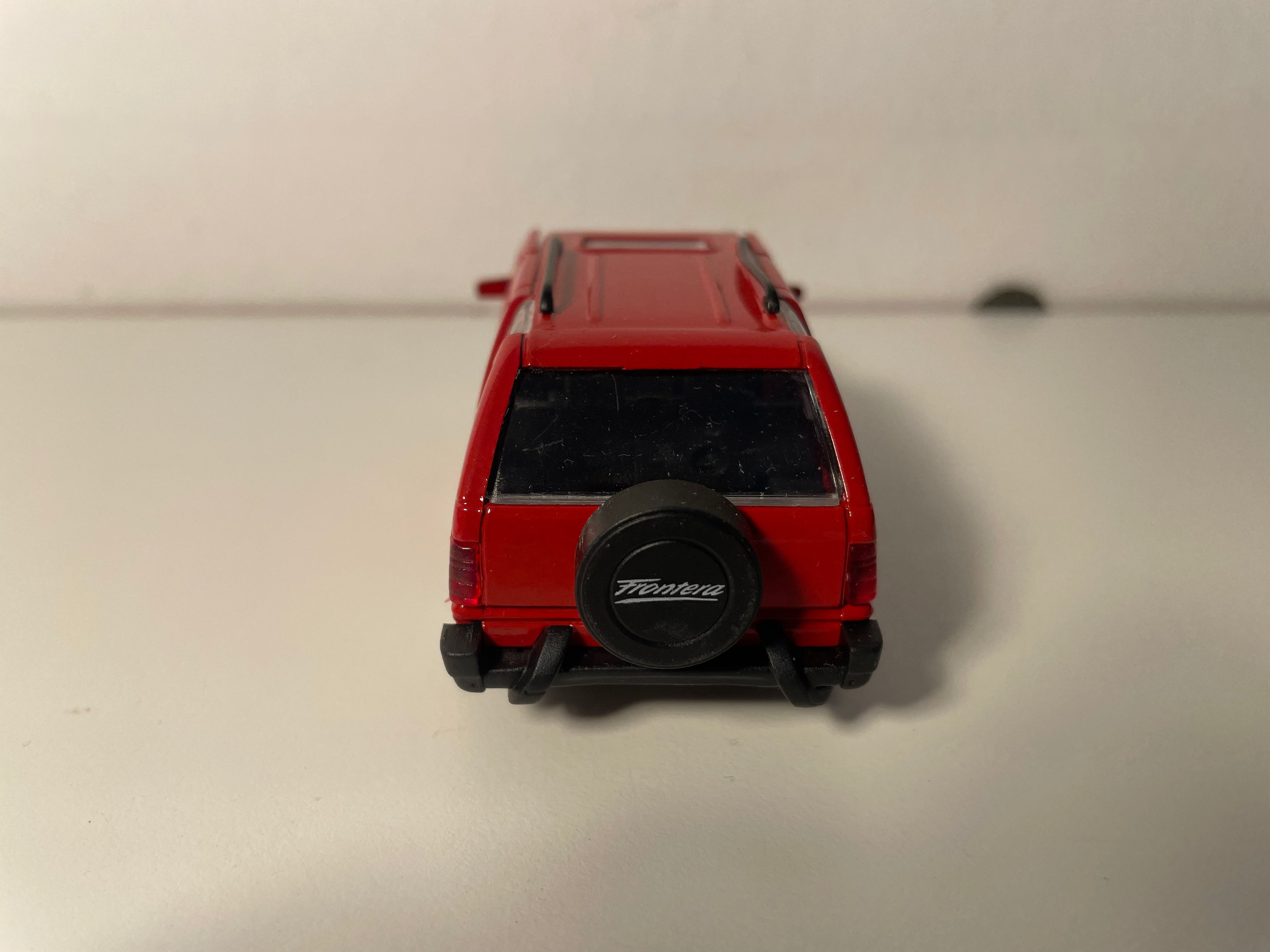 Opel Frontera rosso scuro? - collezione GAMA mini riferimento 1004