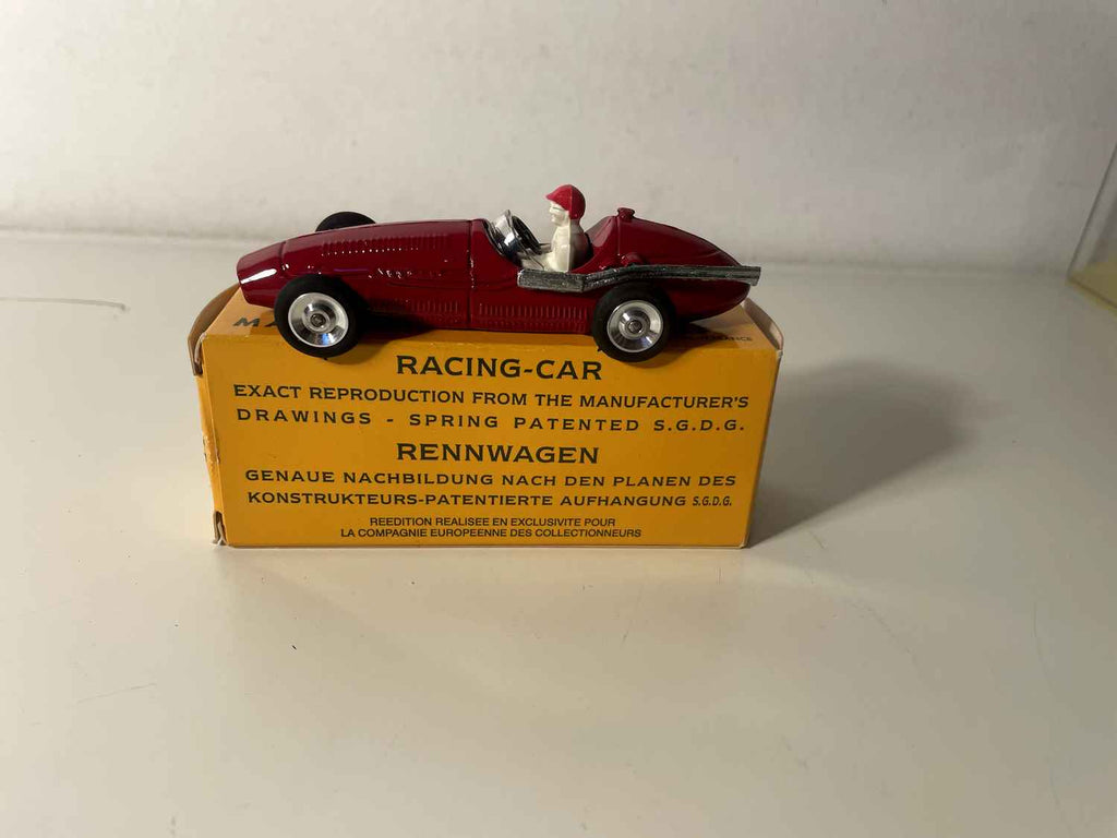 Maserati 250 rojo número 6 - SOLIDO (fabricación francesa)
