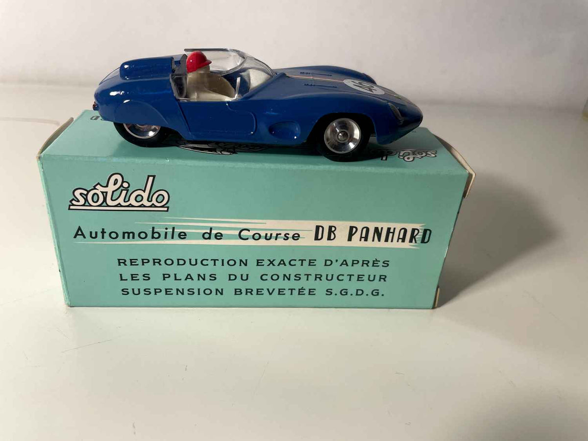 Panhard DB Panhard bleue numéro 46 - SOLIDO (fabrication farnçaise)