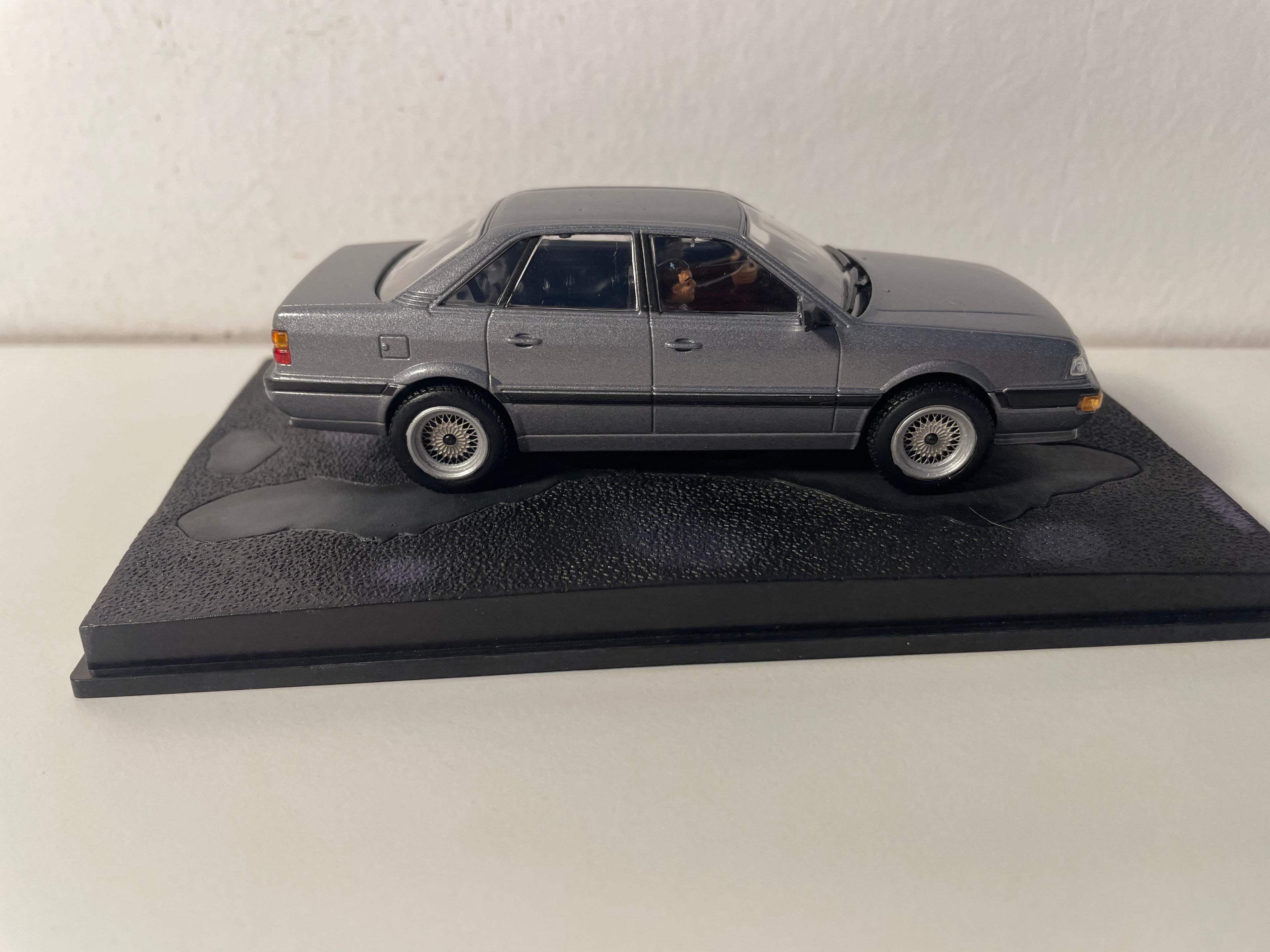 Audi 200 Quattro dunkeleg gréis - JAMES BOND - MURD NIT SPIELEN (The living daylights)