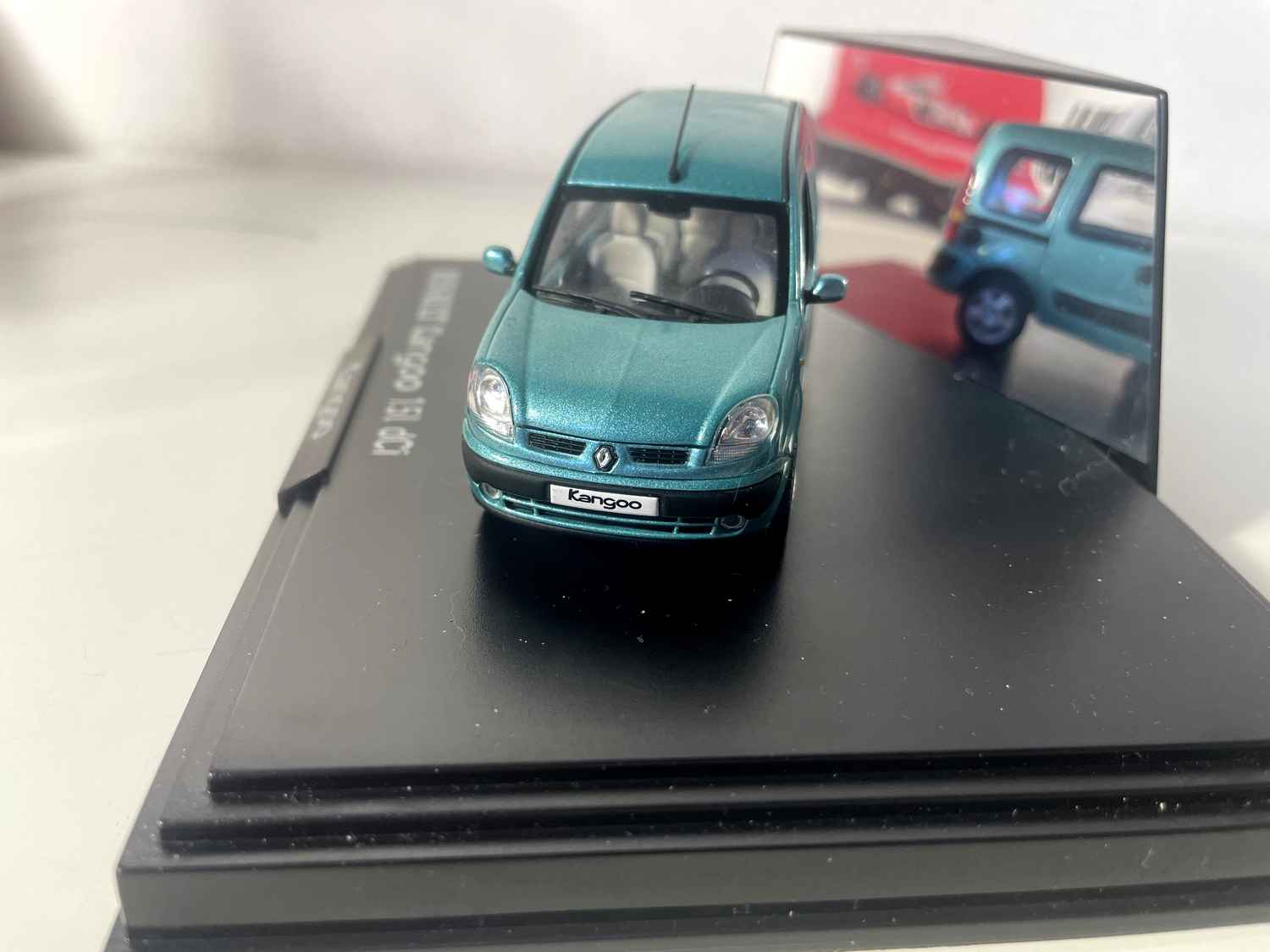 Renault Kangoo 1.5l dCi verde scuro - NOREV (scatola rettangolare)