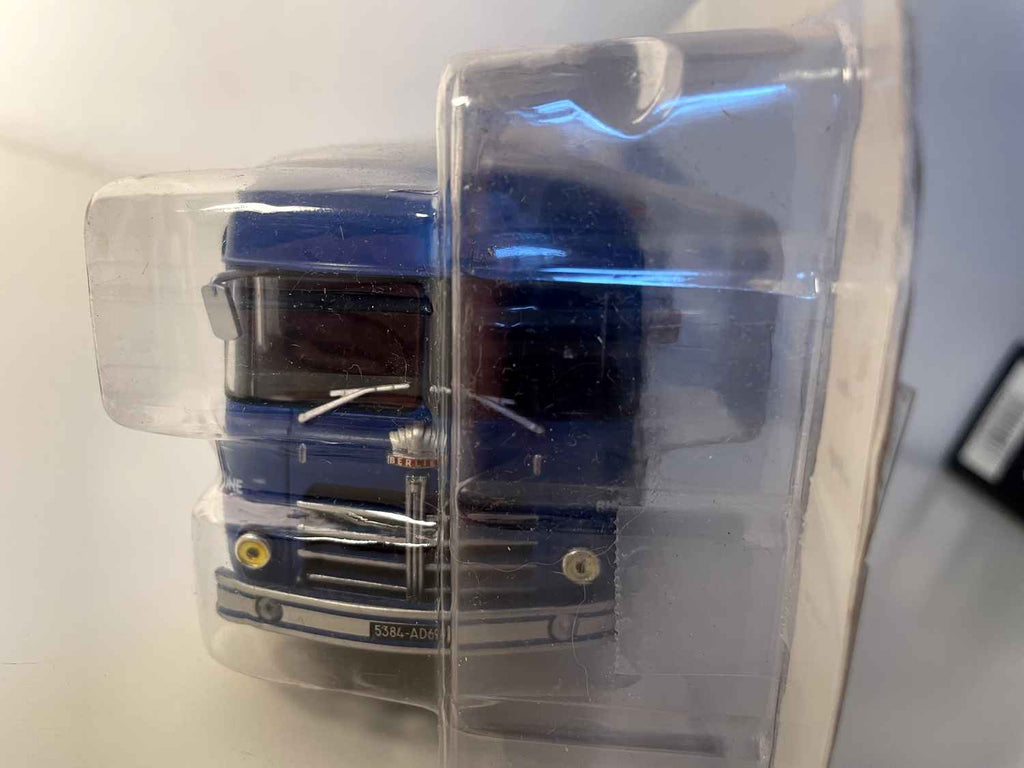 Camion Berliet PLK8 blu Huiles BERLIET - Edizione Hachette Collections / produttore di miniature : IXO