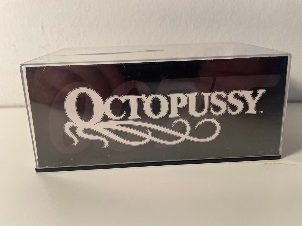 Tuk Tuk - JAMES BOND - OCTOPUSSY