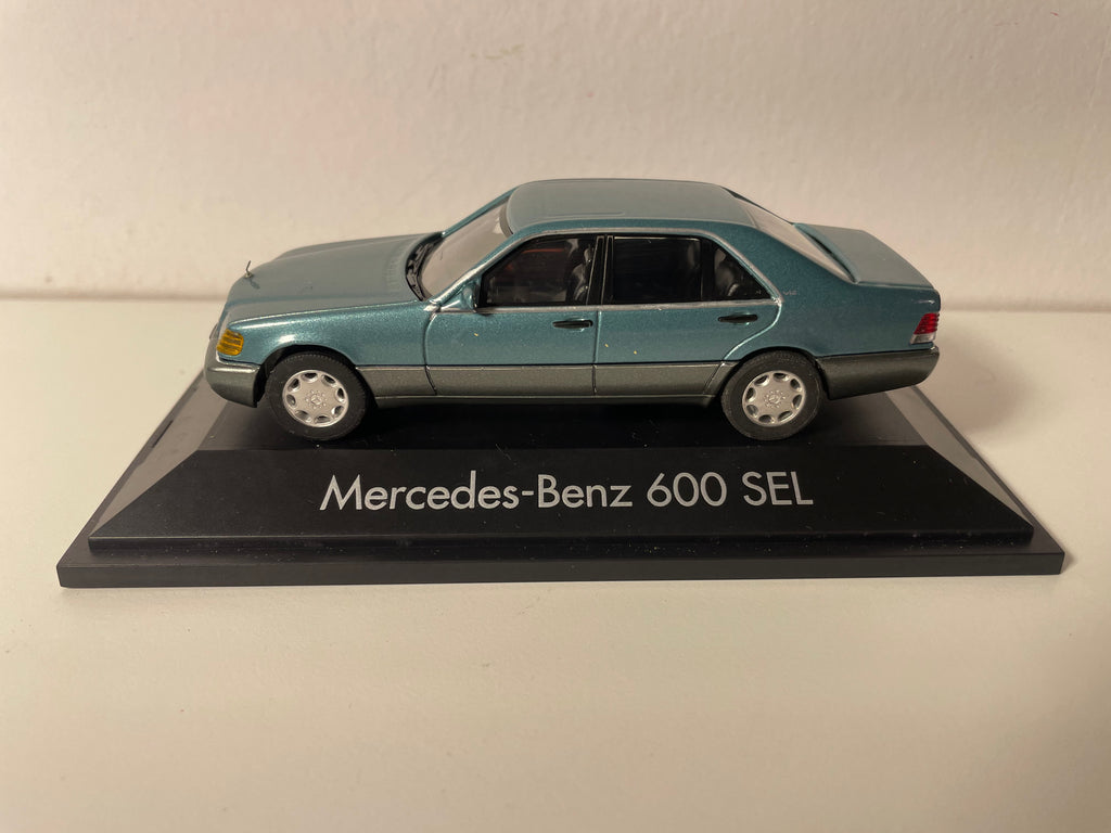 Mercedes-Benz 600 SEL blo? - herpa