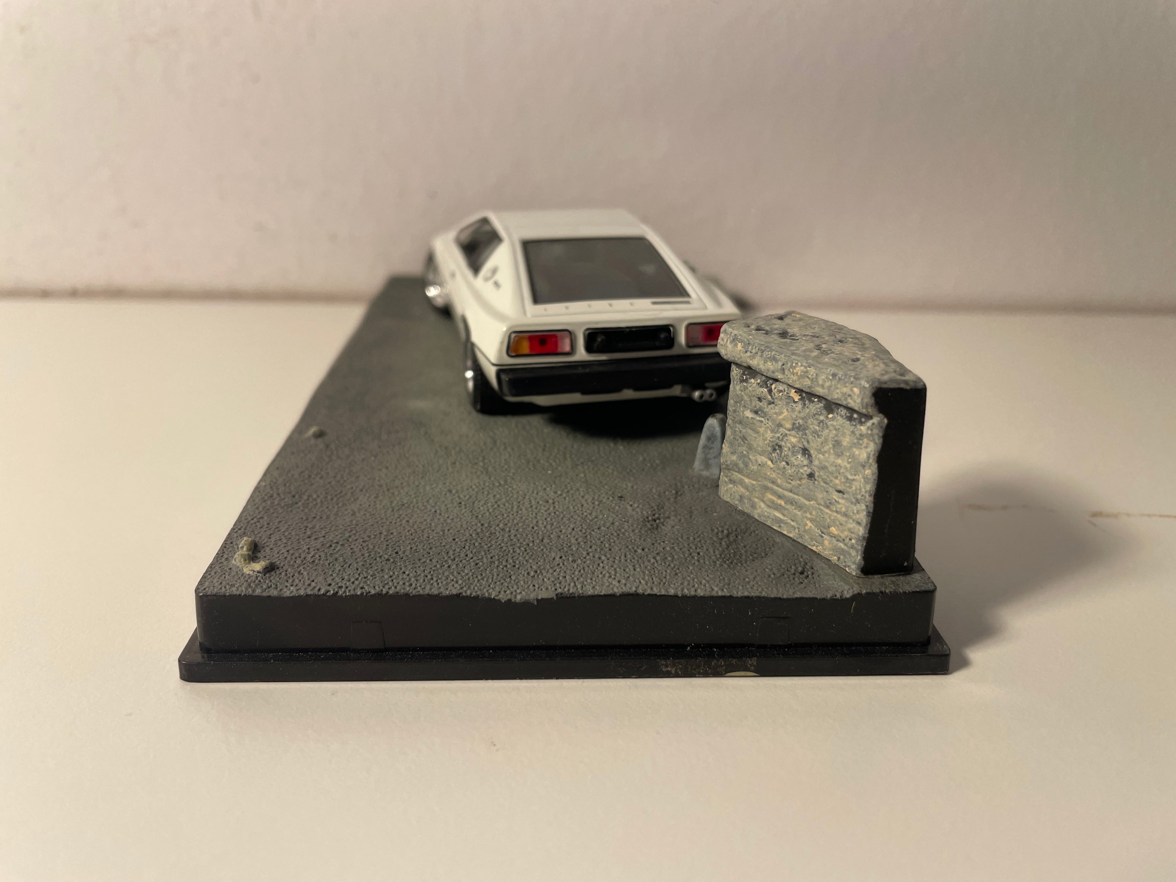 White Lotus Esprit - JAMES BOND - THE SPY WHO LOVED ME