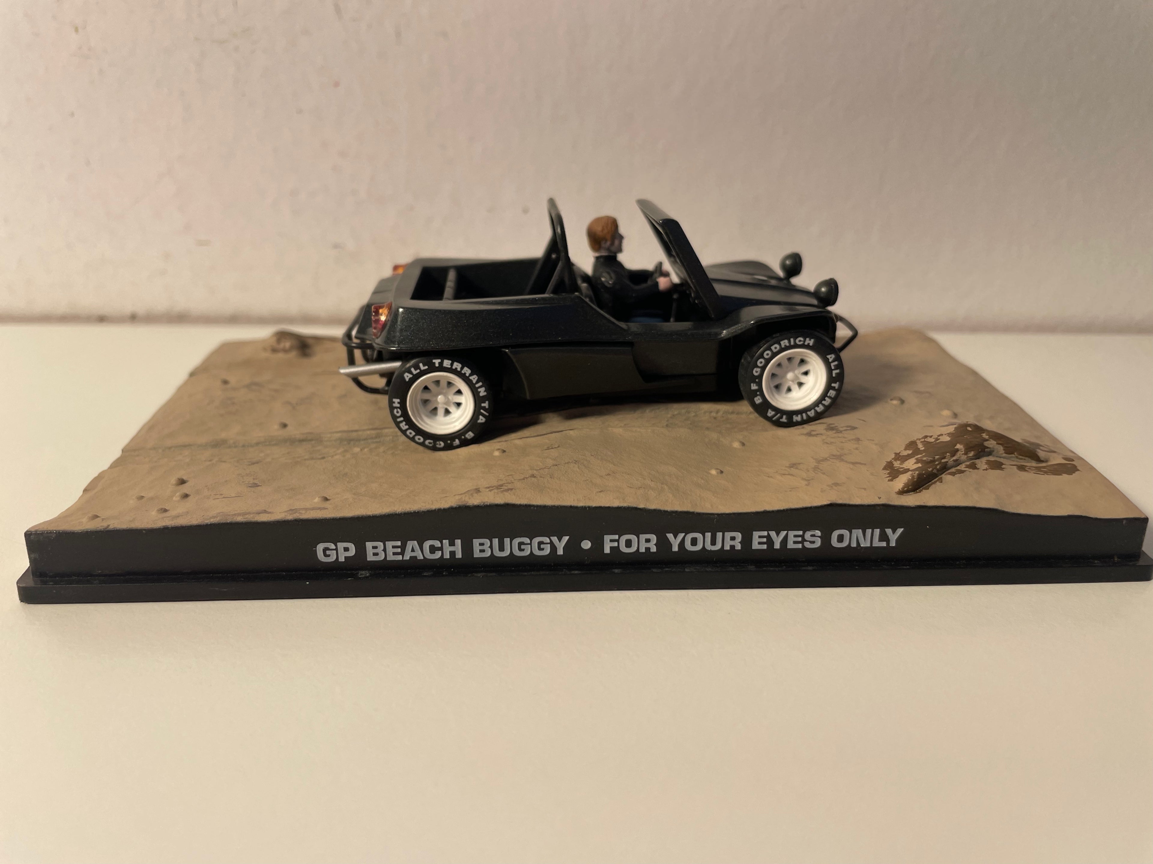 Buggy GP Beach noir - JAMES BOND - RIEN QUE POUR VOS YEUX (For your eyes only)