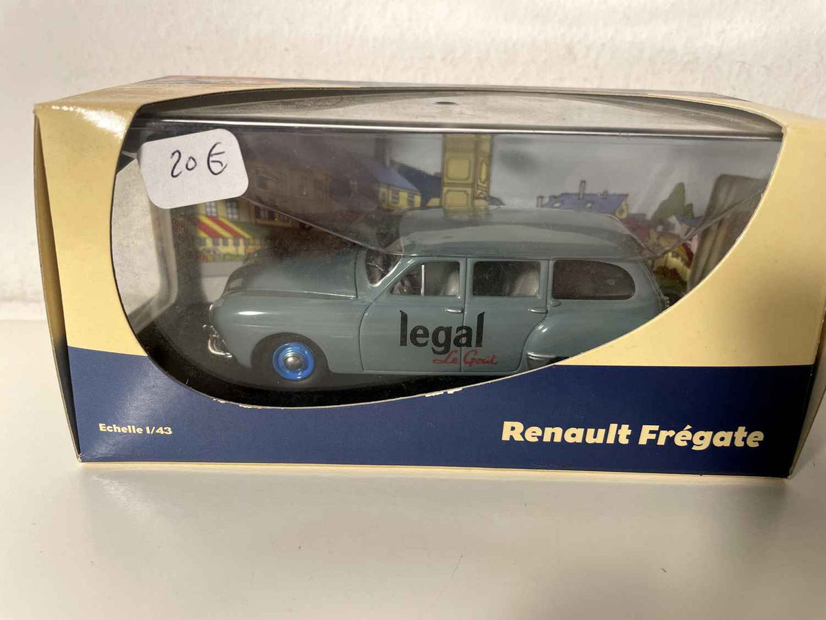 Renault Frégate szara z reklamą kawy LEGAL (dla pana Markera)
