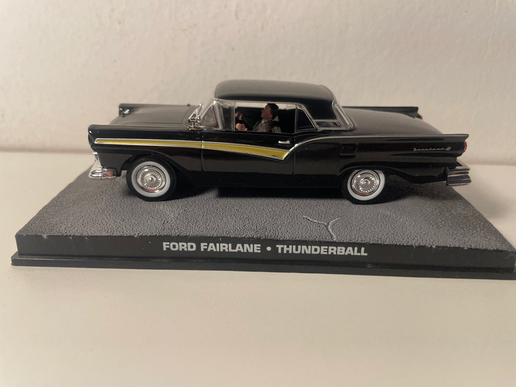 Ford Fairlane nera - JAMES BOND - THUNDERBALL