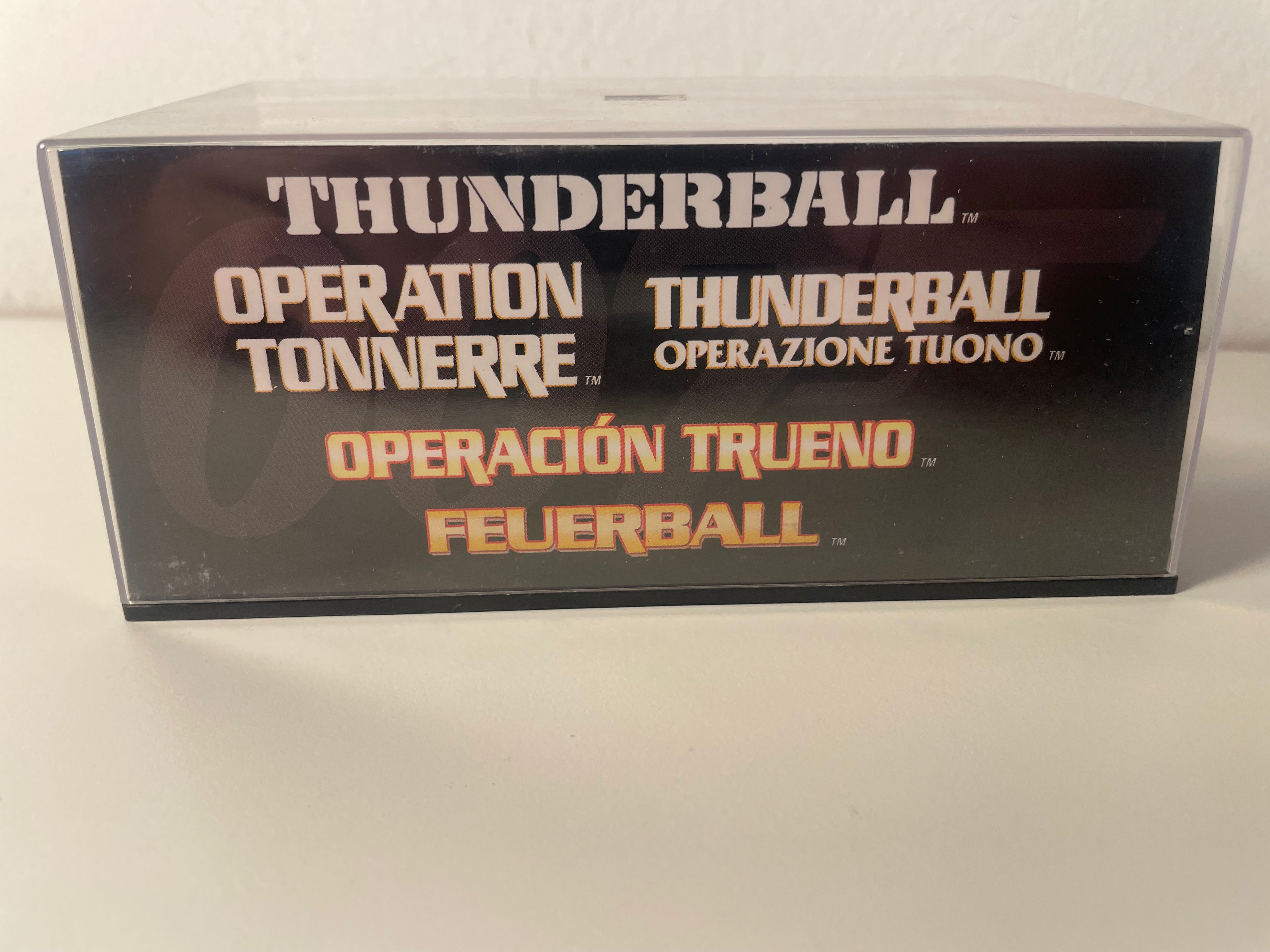 Ford Fairlane nera - JAMES BOND - THUNDERBALL