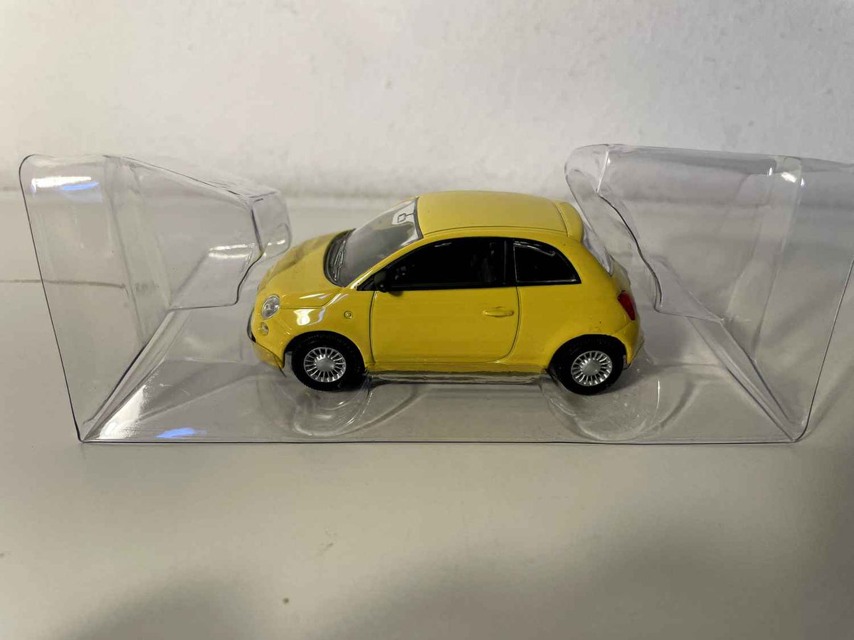 Fiat Nuova 500 gelb