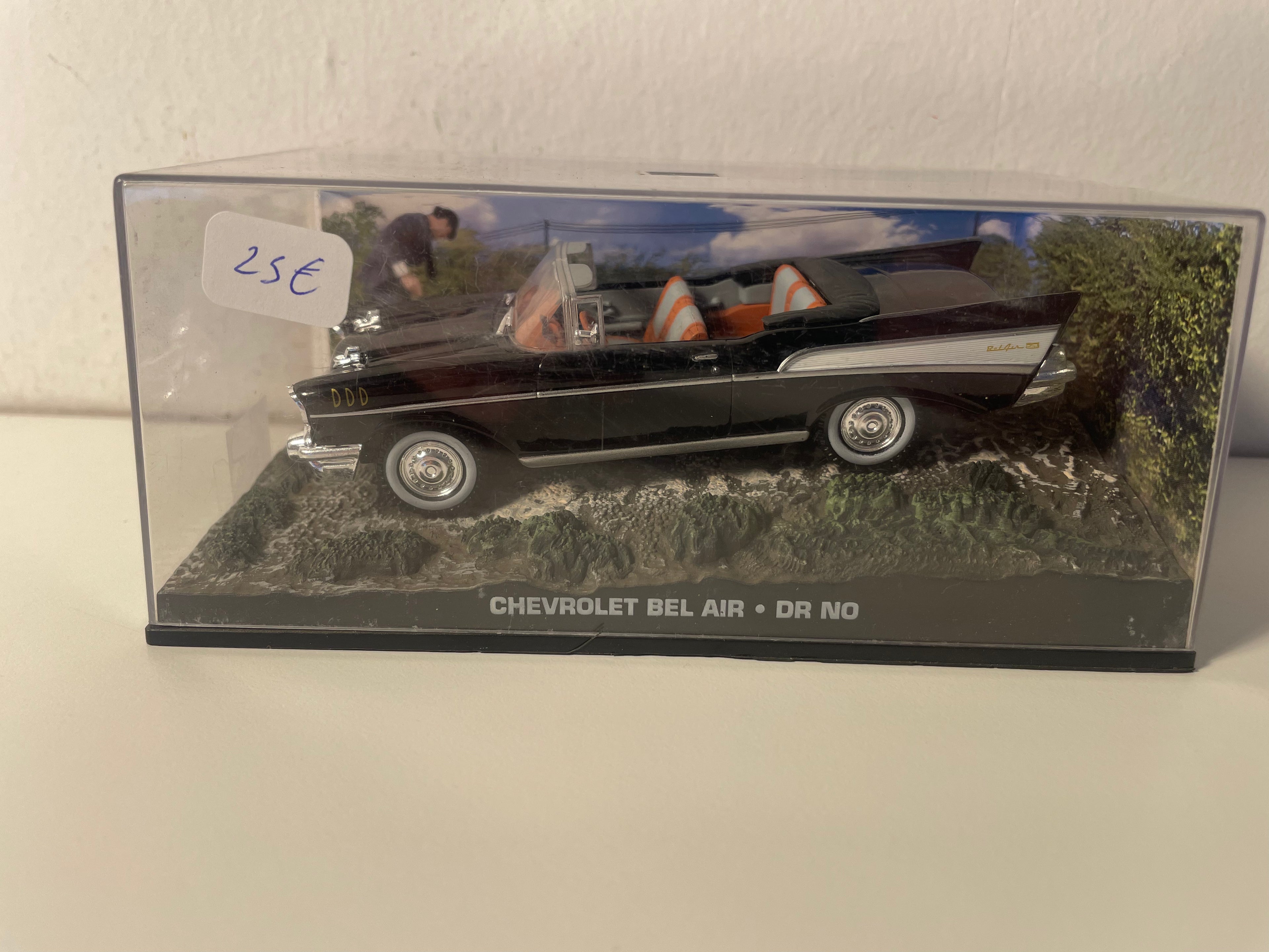 Chevrolet Bel Air czarna - JAMES BOND - Dr NO