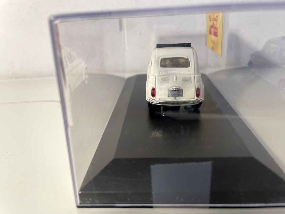 1957 White Fiat 500 (Off-white) - Solido