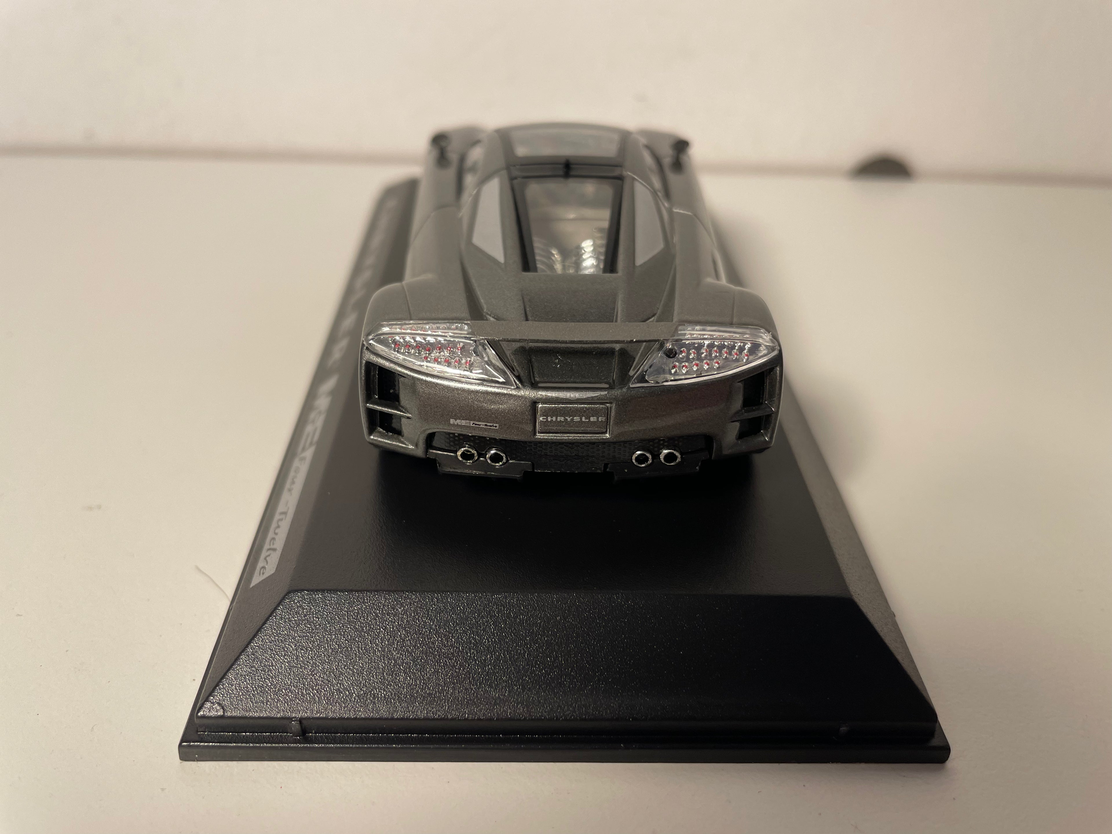 Chrysler ME Four-Twelve grigia