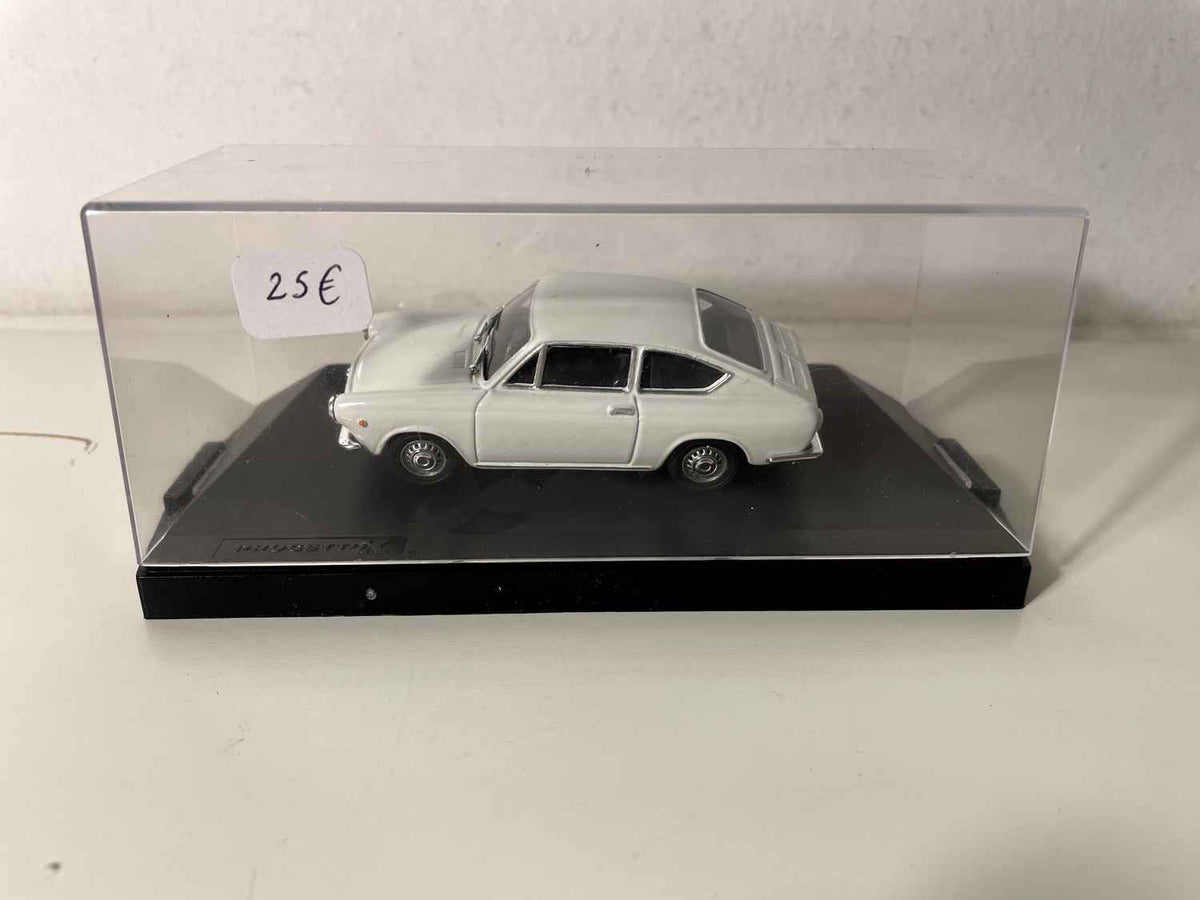 Fiat 850 coupé blanca de 1965 - fabricación por PROGETTO K Automodelli referencia PK 280A