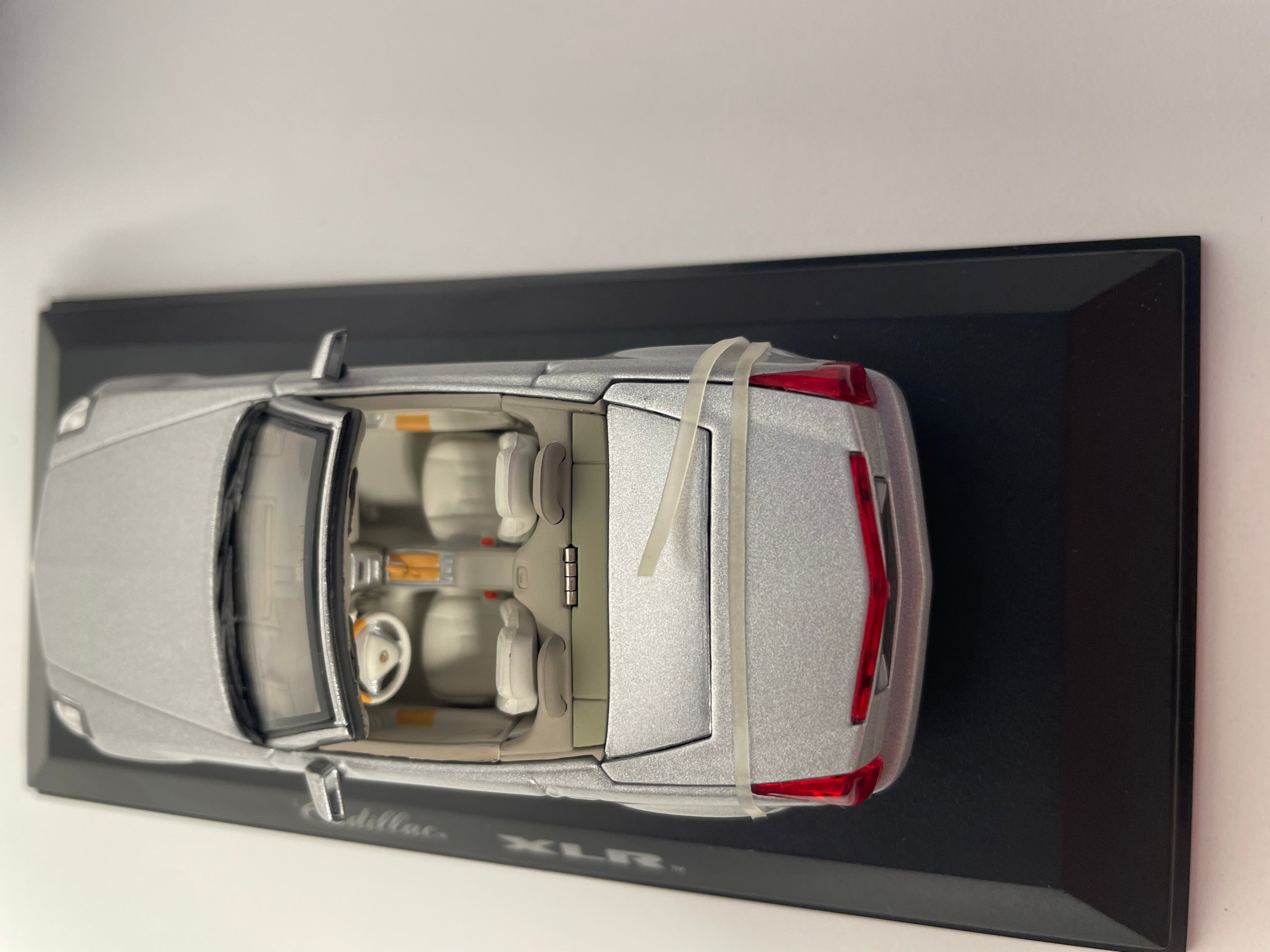 Cadillac XLR gris - NOREV