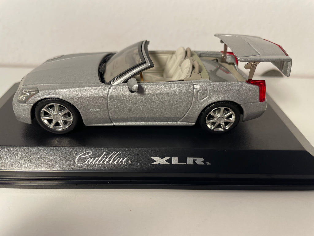 Cadillac XLR gris - NOREV