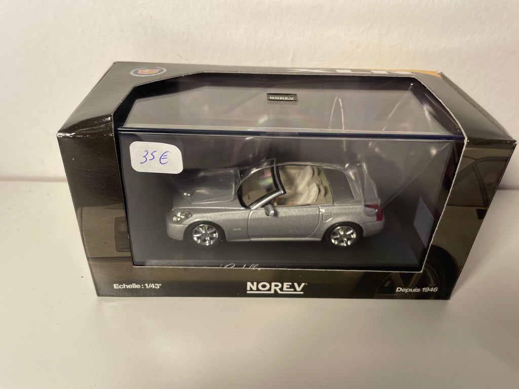 Cadillac XLR gris - NOREV